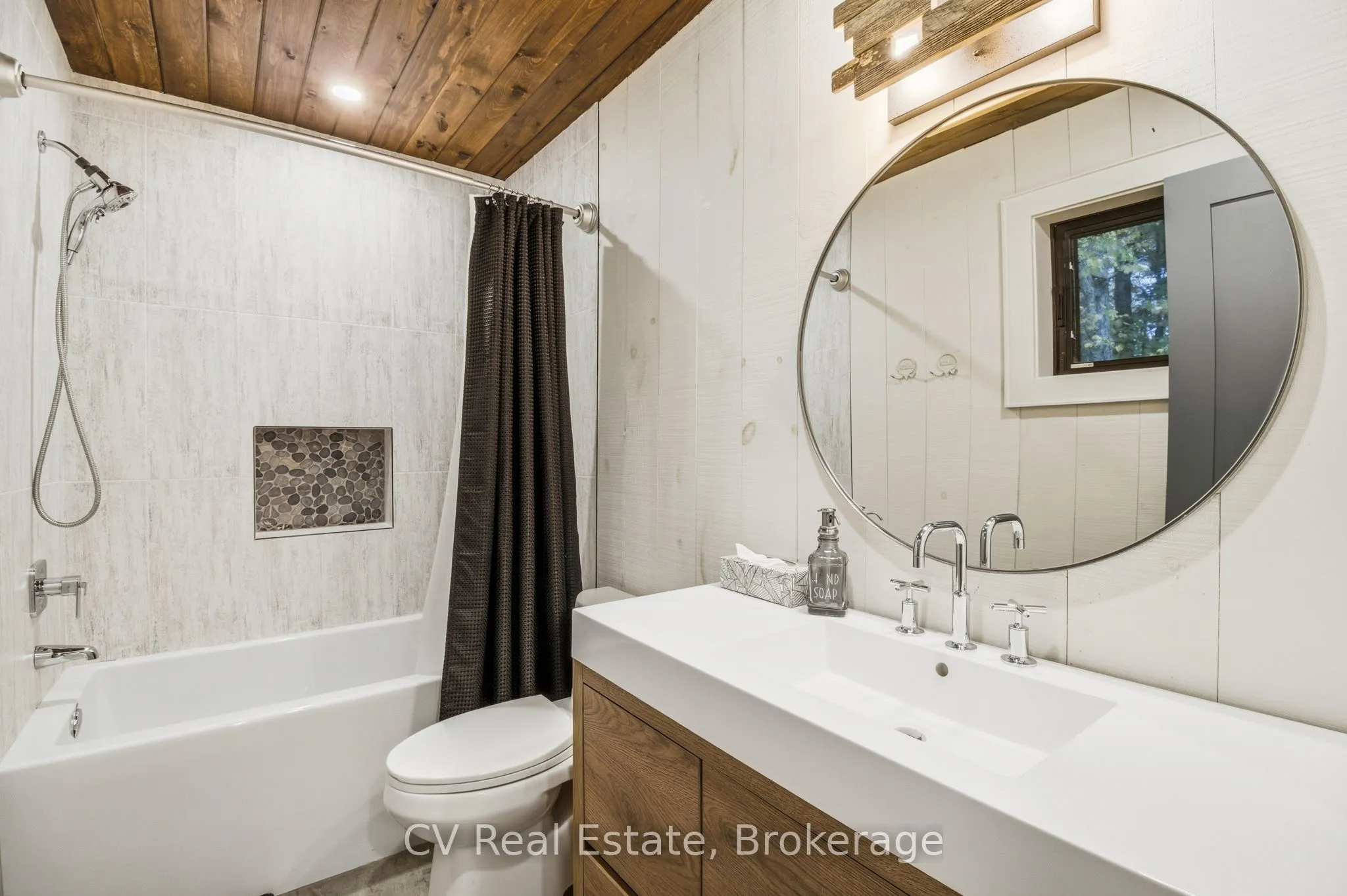 1069 White Eagle Road
