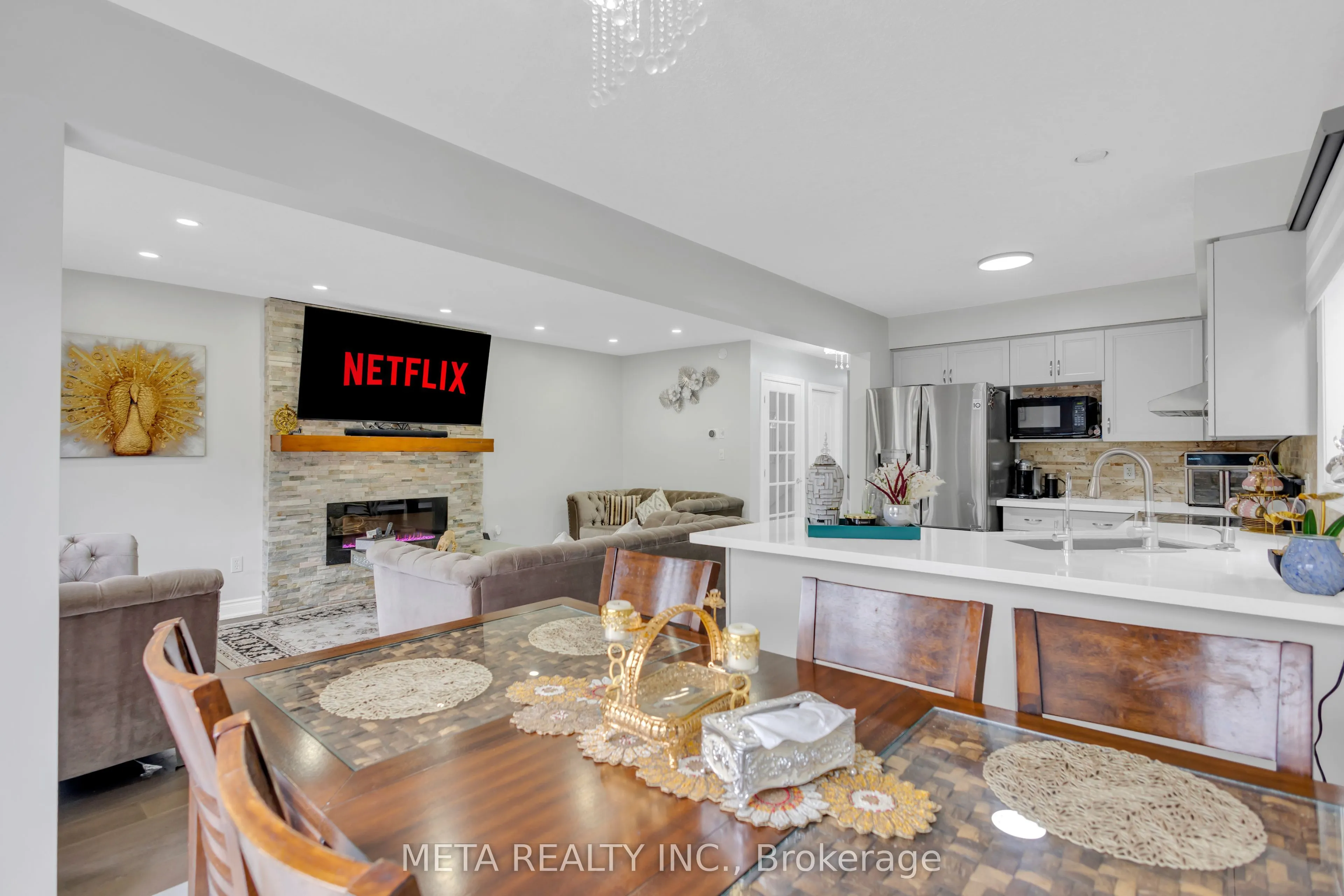 497 Langlaw Drive