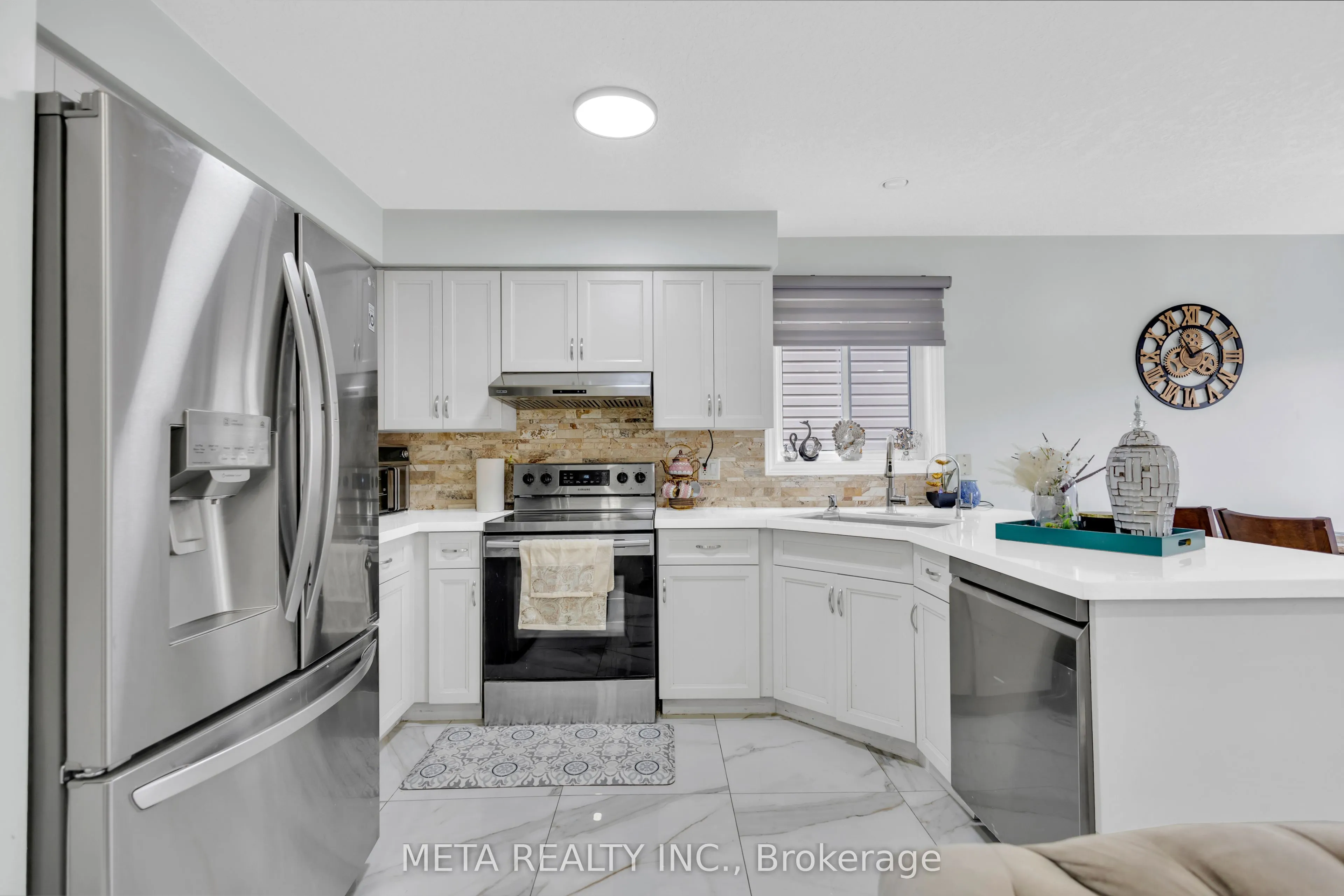 497 Langlaw Drive