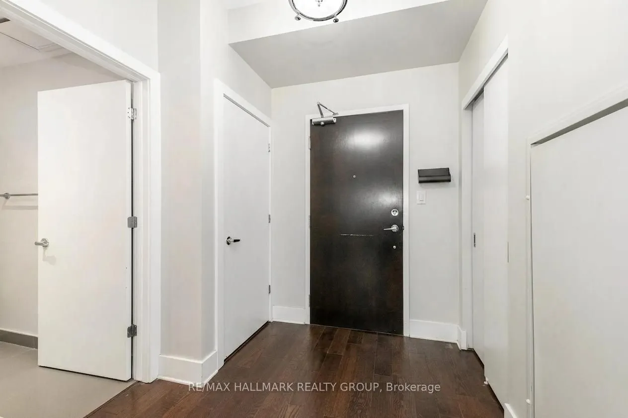 101 Richmond Road #319