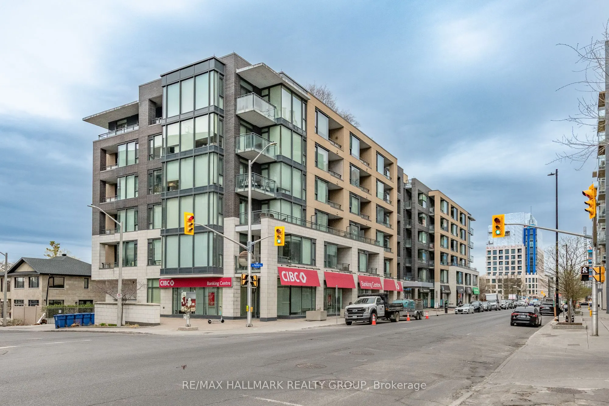 101 Richmond Road #319