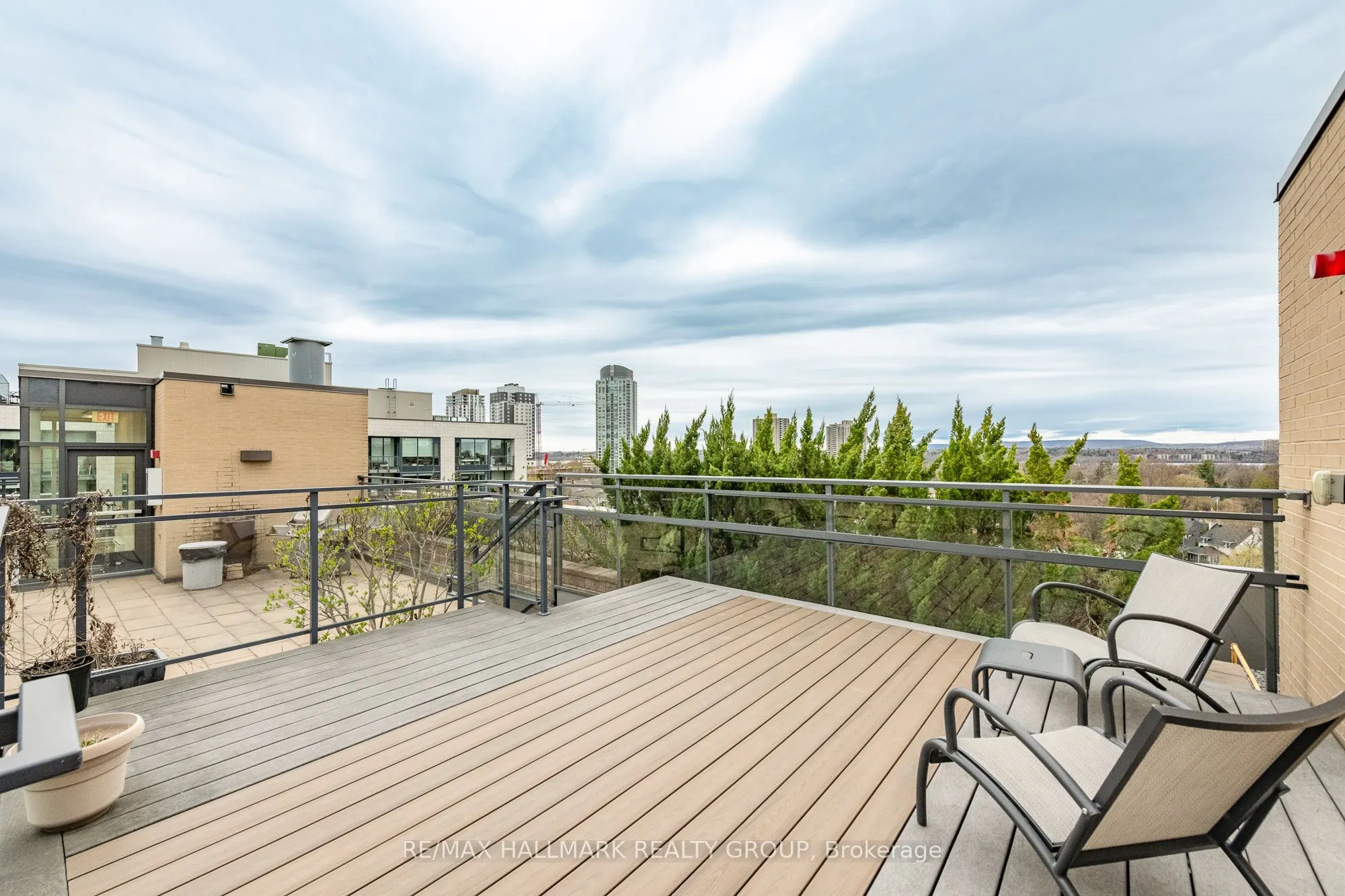 101 Richmond Road #319