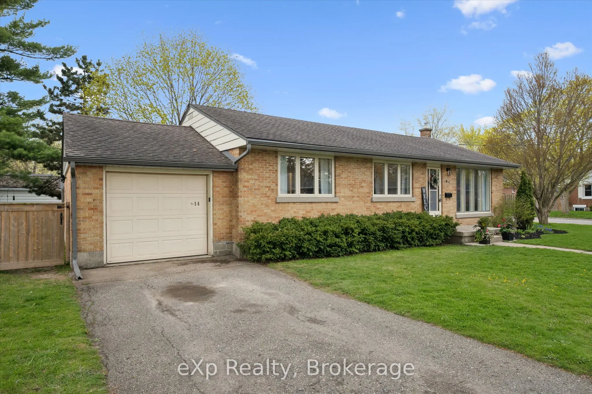 14 Glenwood Avenue