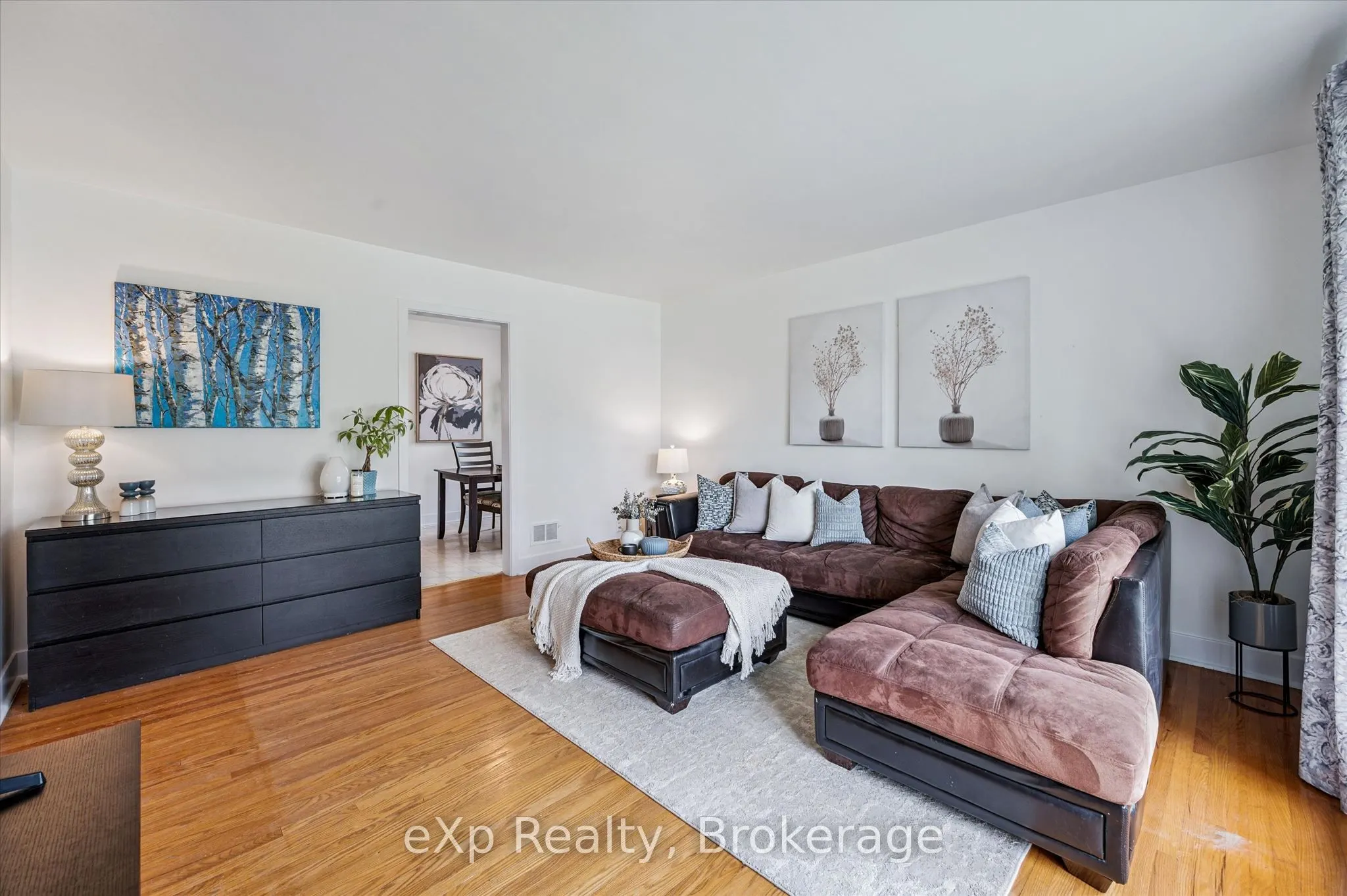 14 Glenwood Avenue