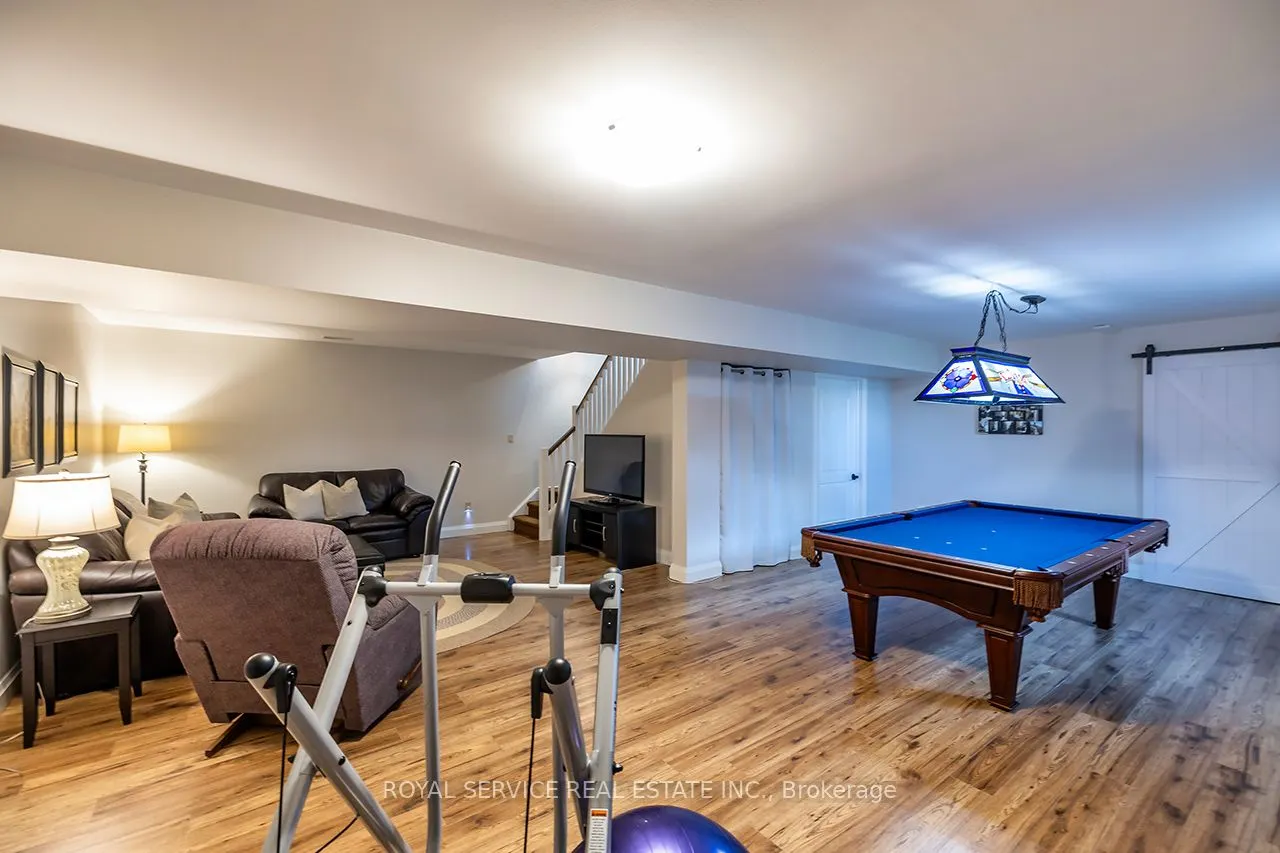 709 Carveth Drive