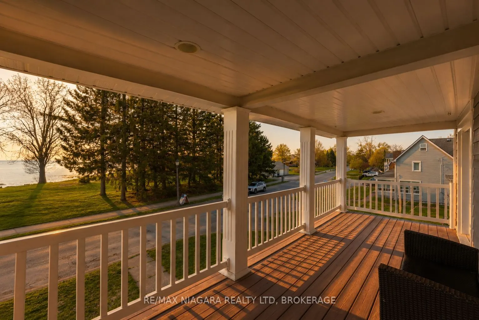 616 Lakeshore Road