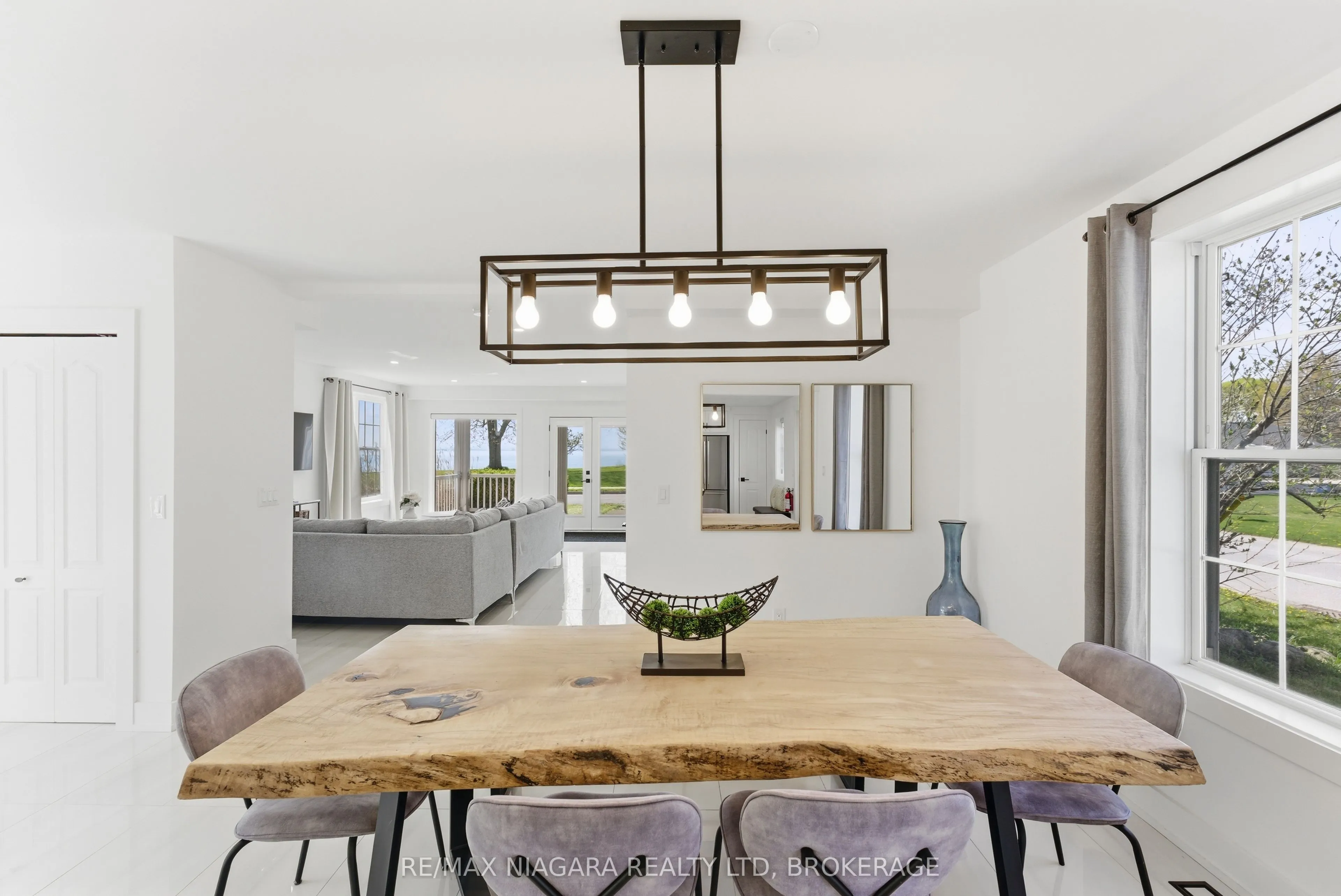 616 Lakeshore Road