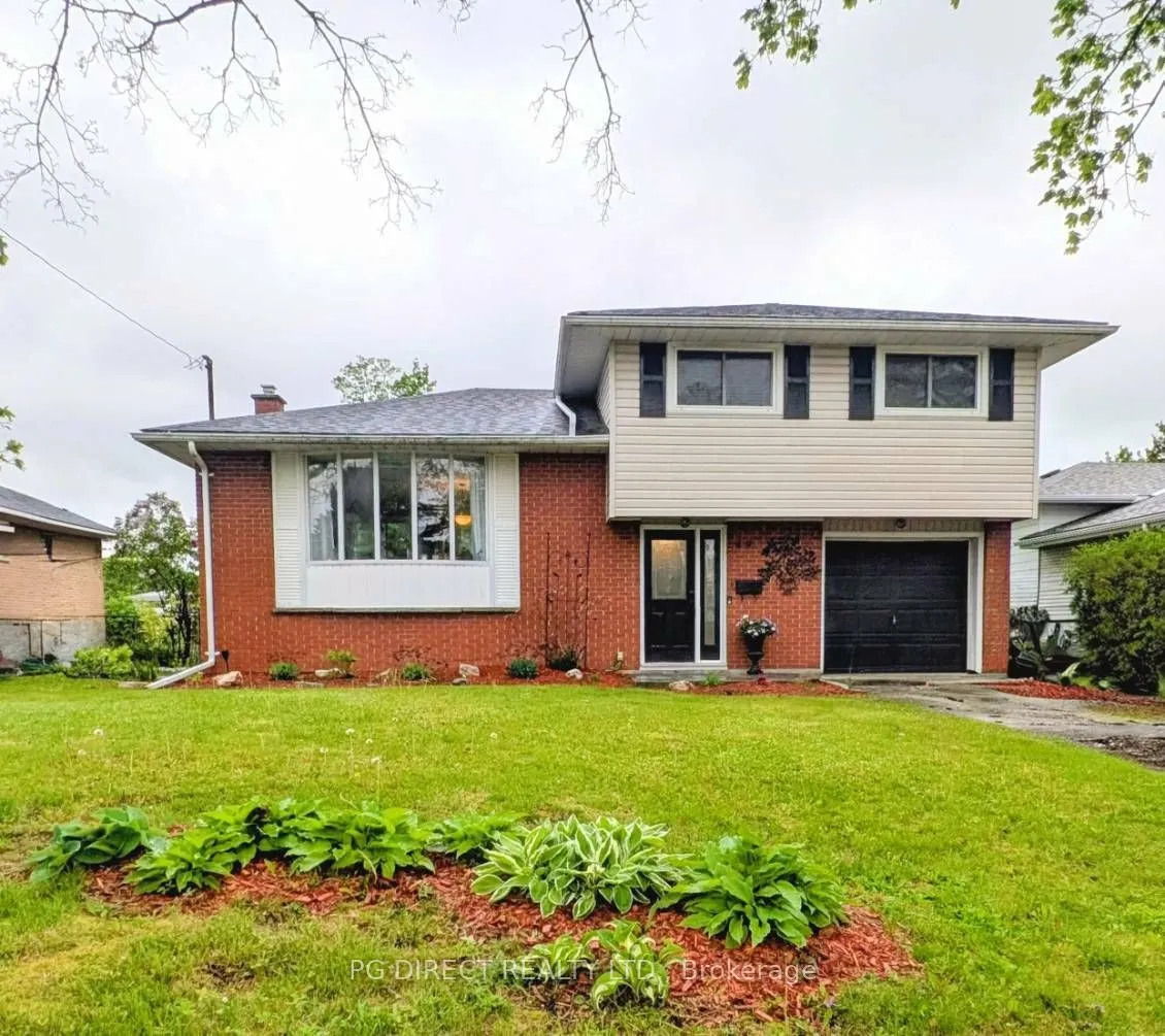 49 Janlyn Crescent