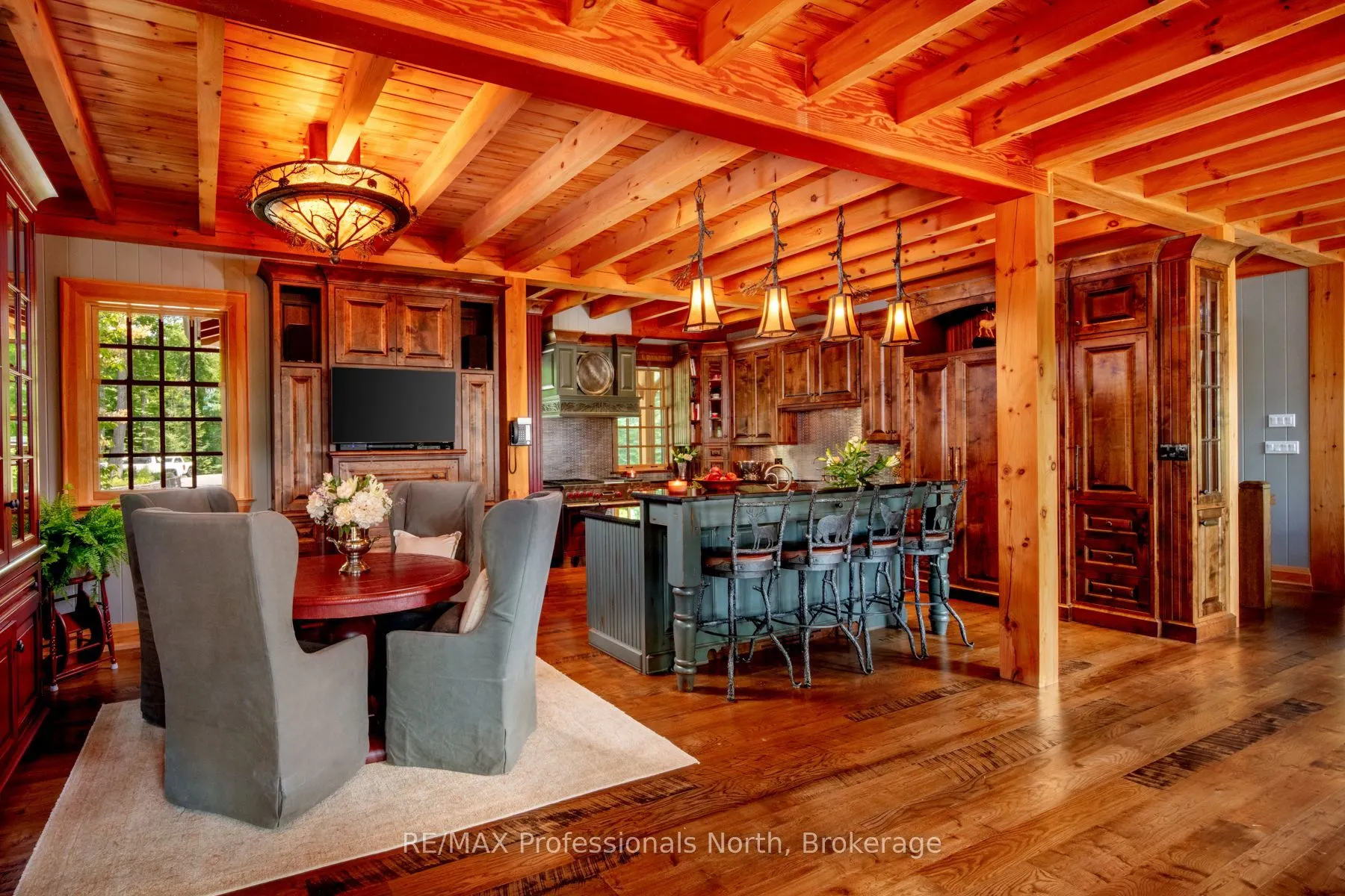 1600 Misty Knoll Trail