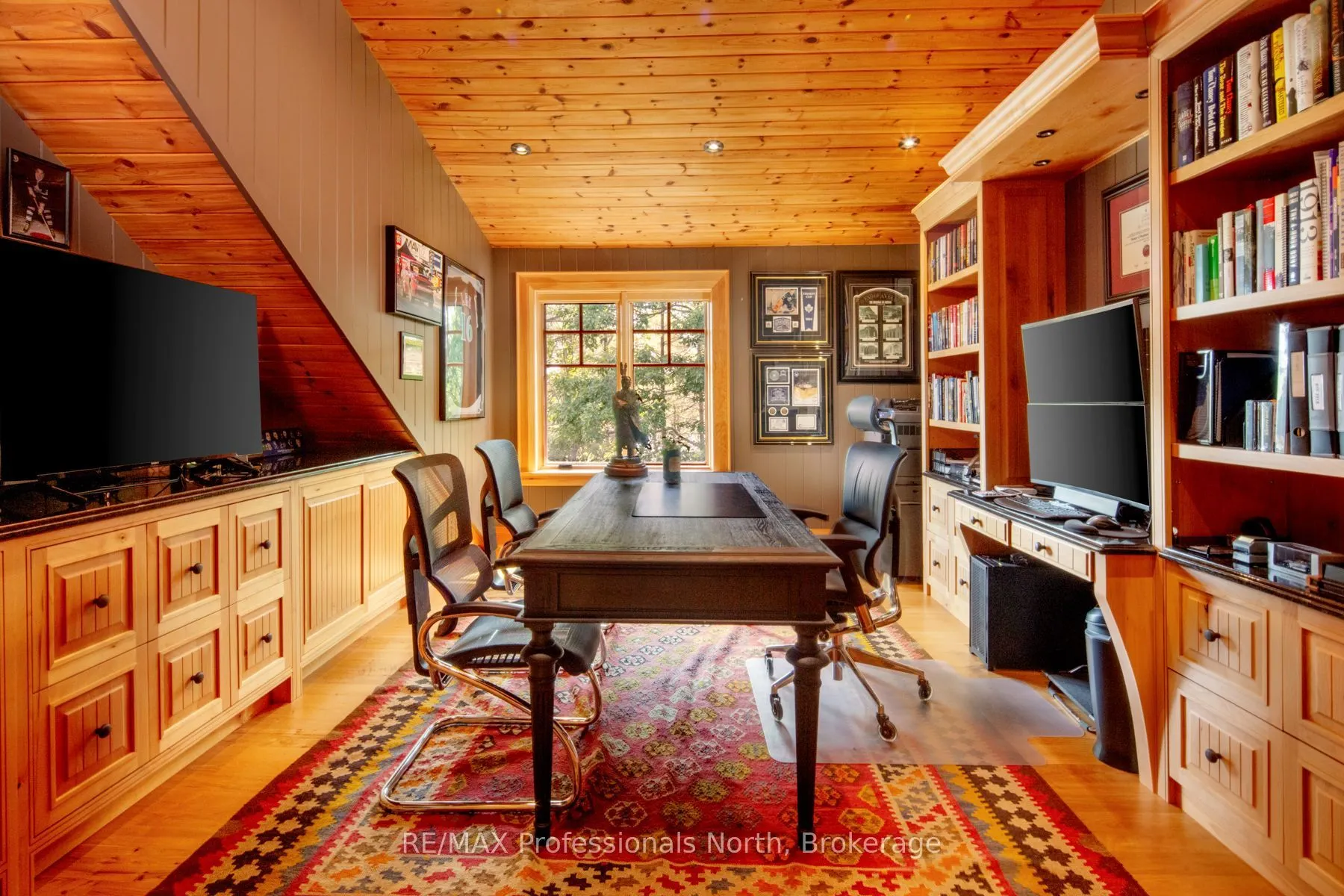 1600 Misty Knoll Trail