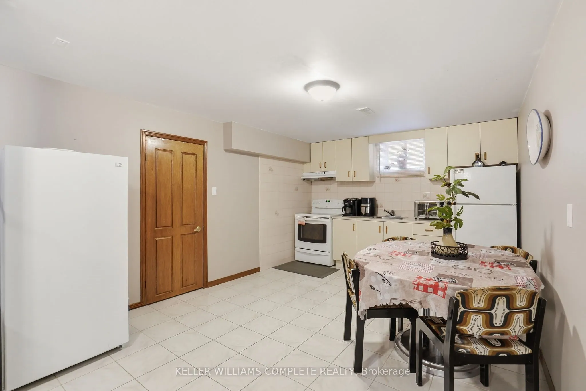 32 Highbury Drive