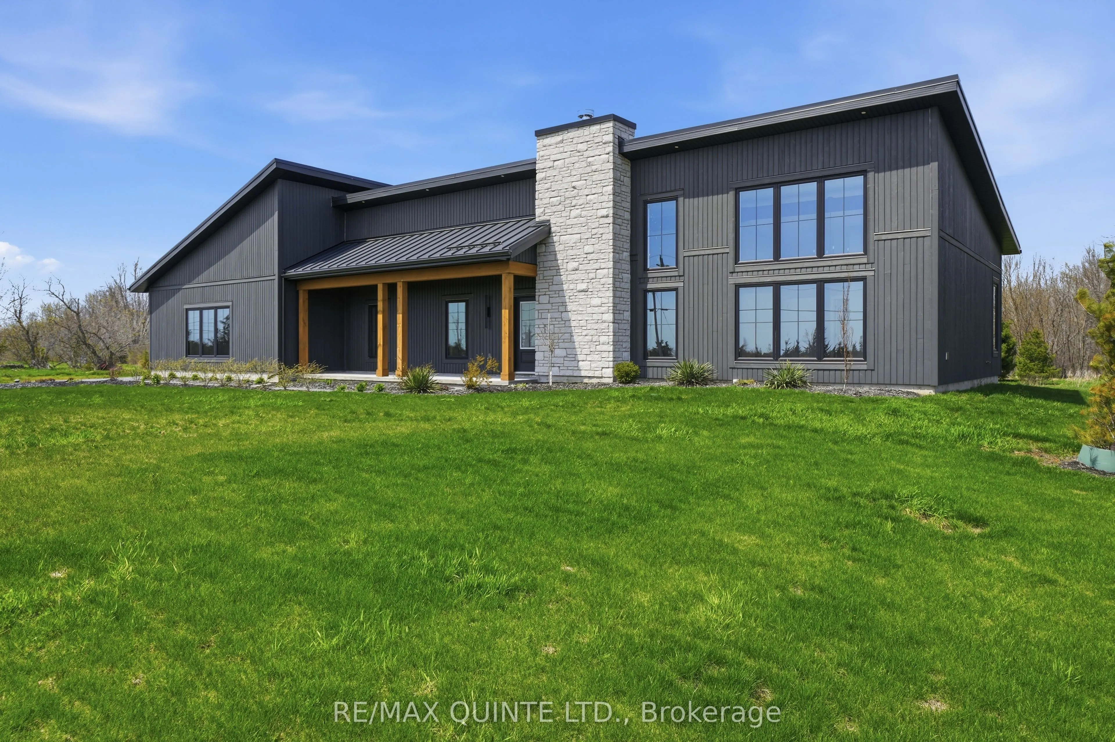 225 Mitchells Crossroad
