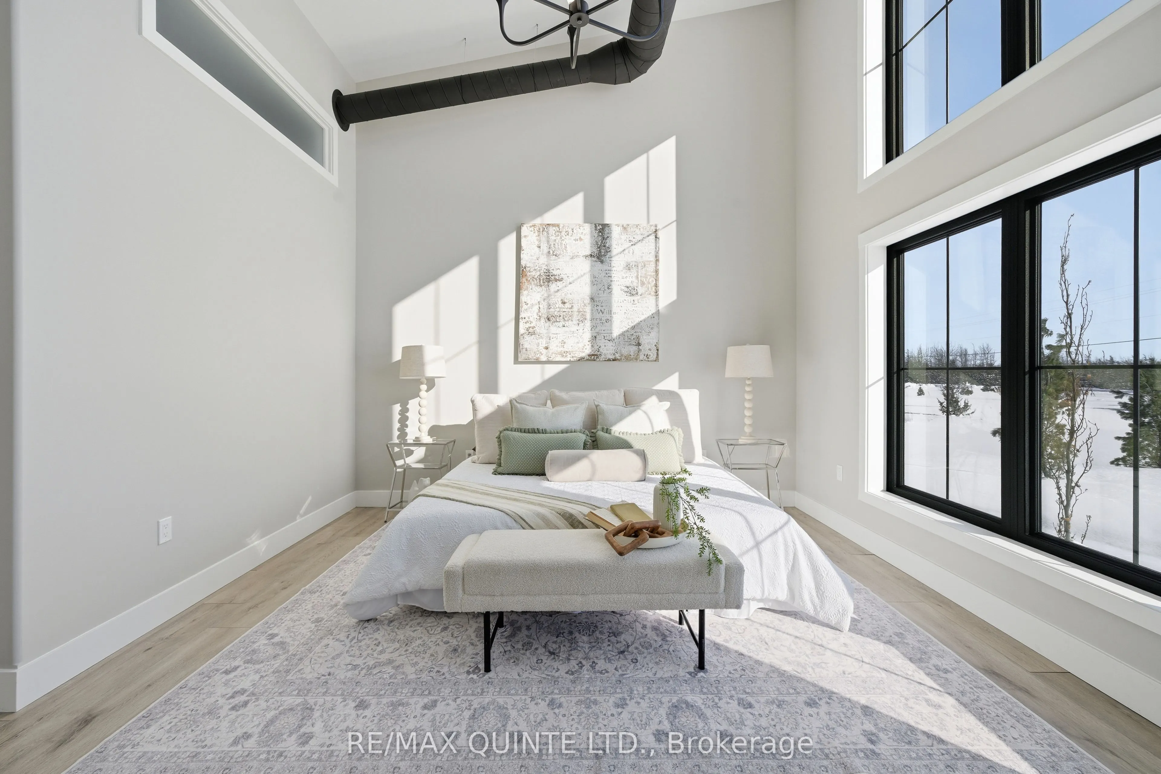 225 Mitchells Crossroad