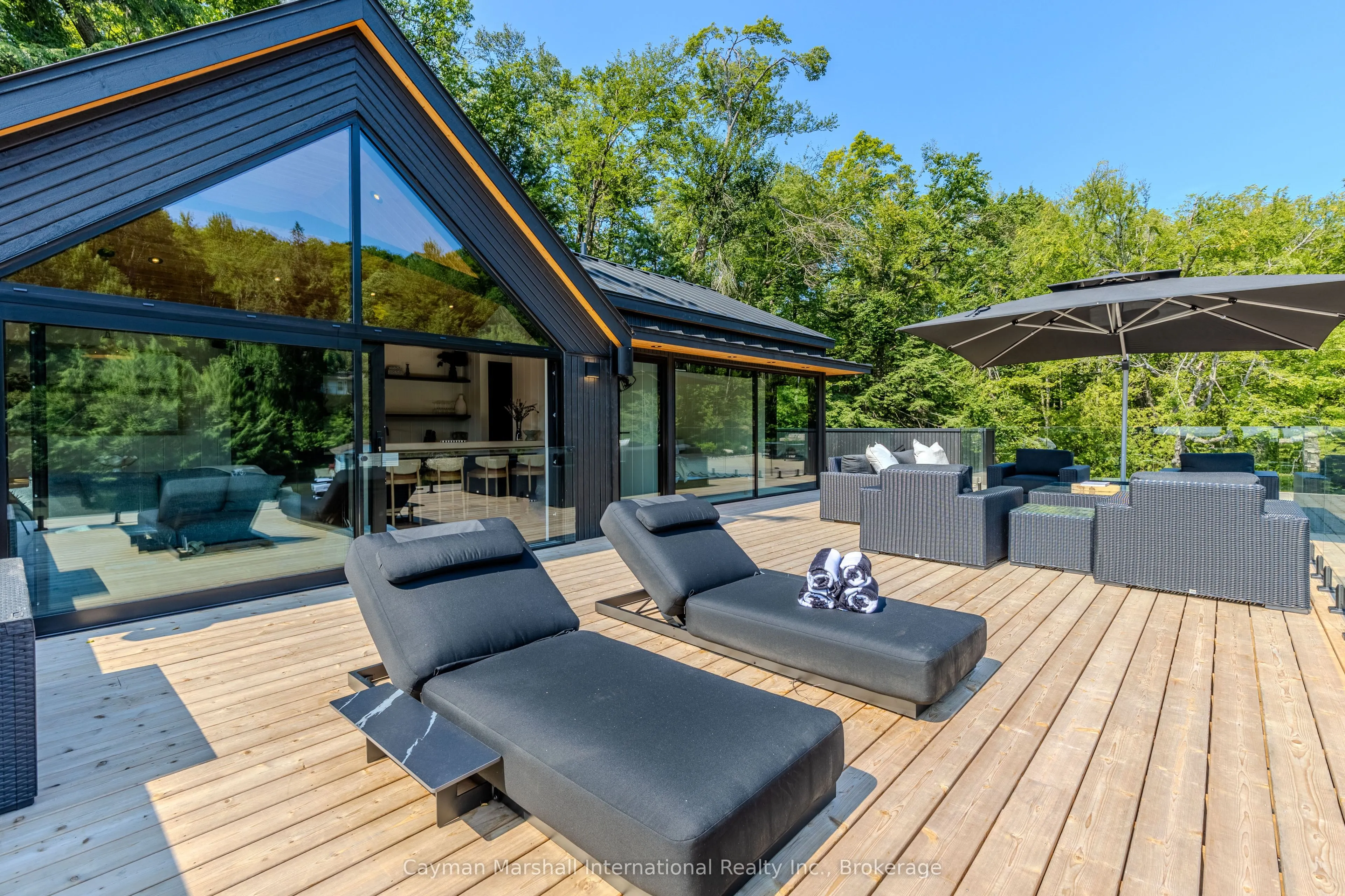 1002 Murphy Road