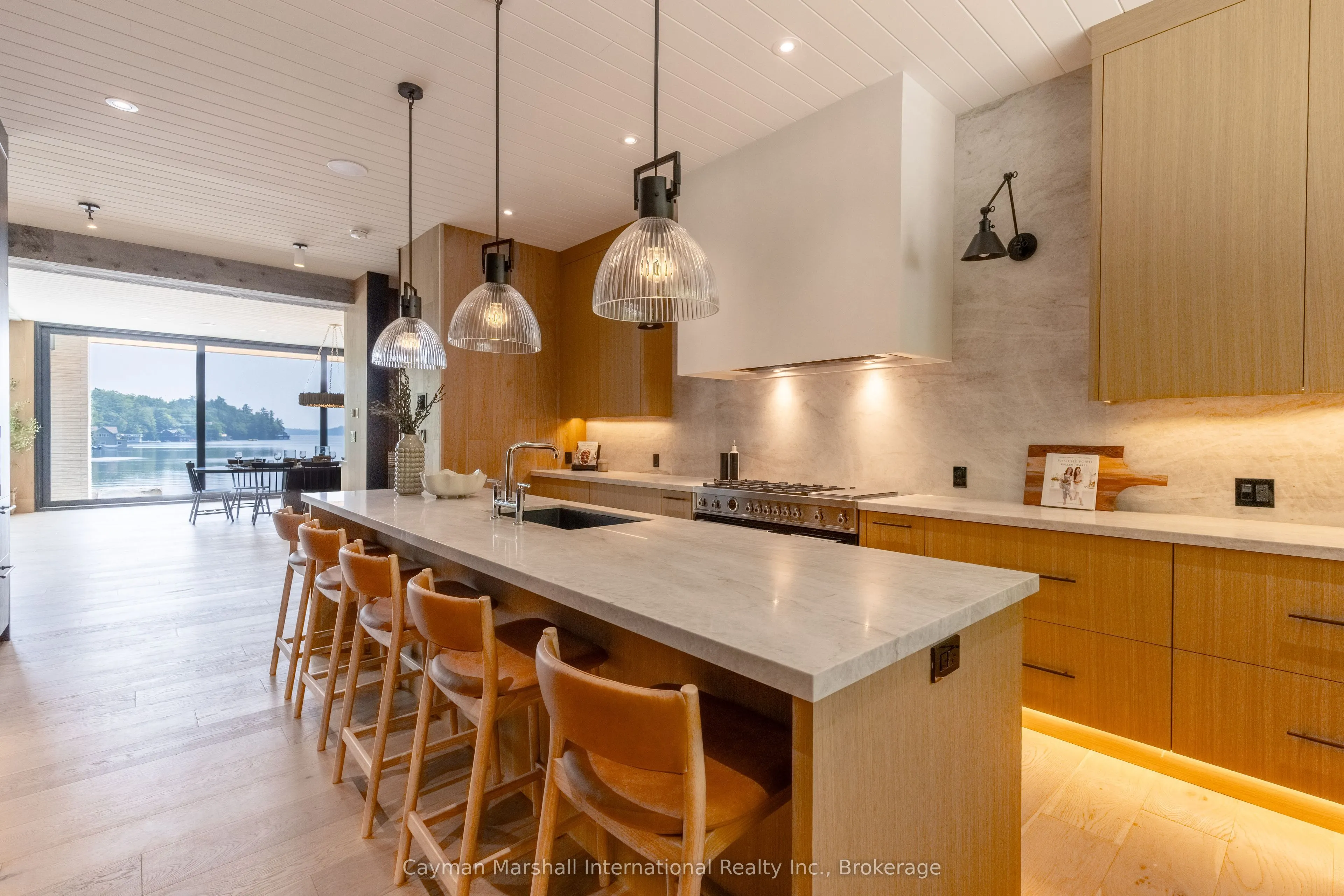 1002 Murphy Road