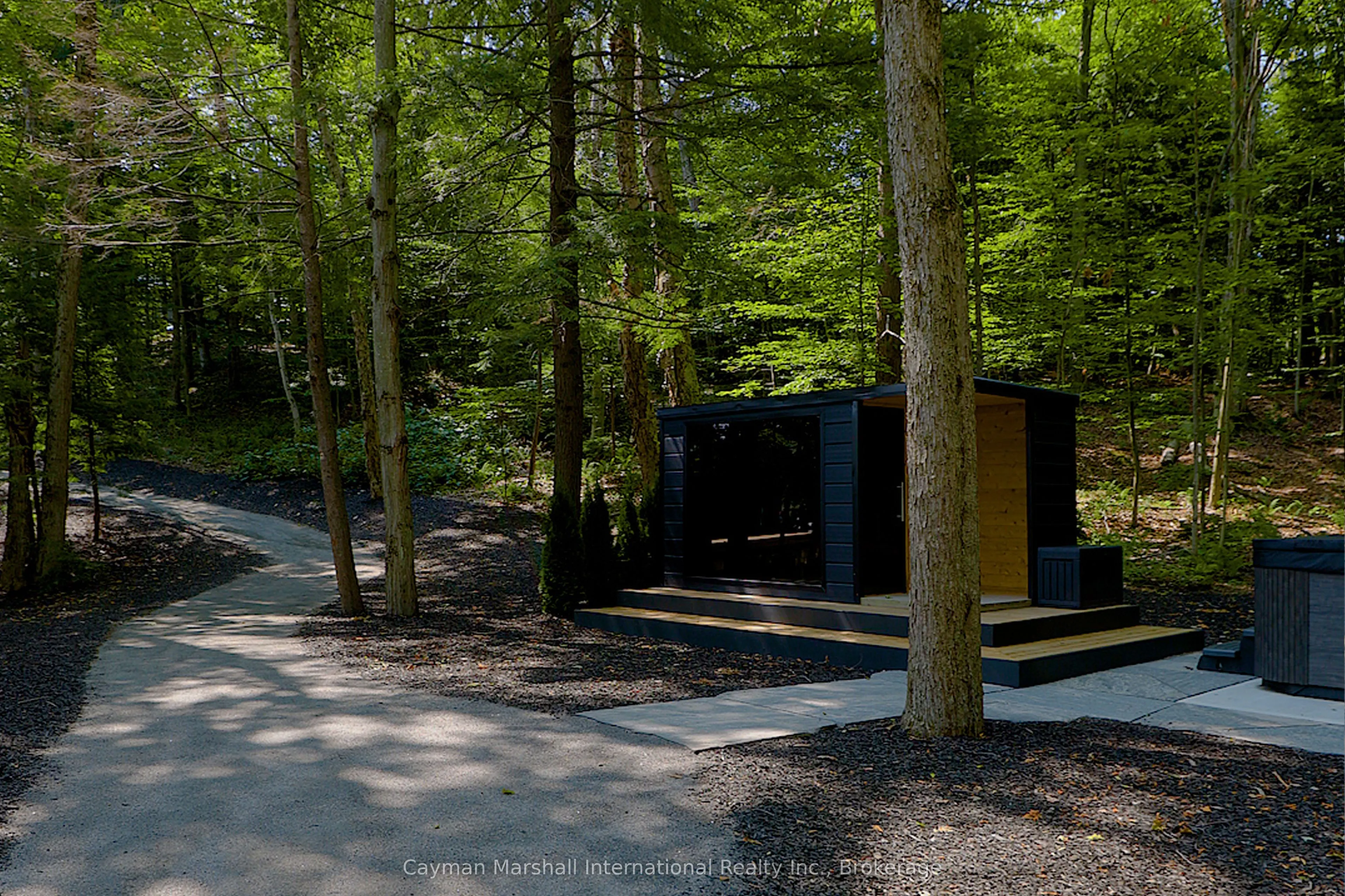 1002 Murphy Road