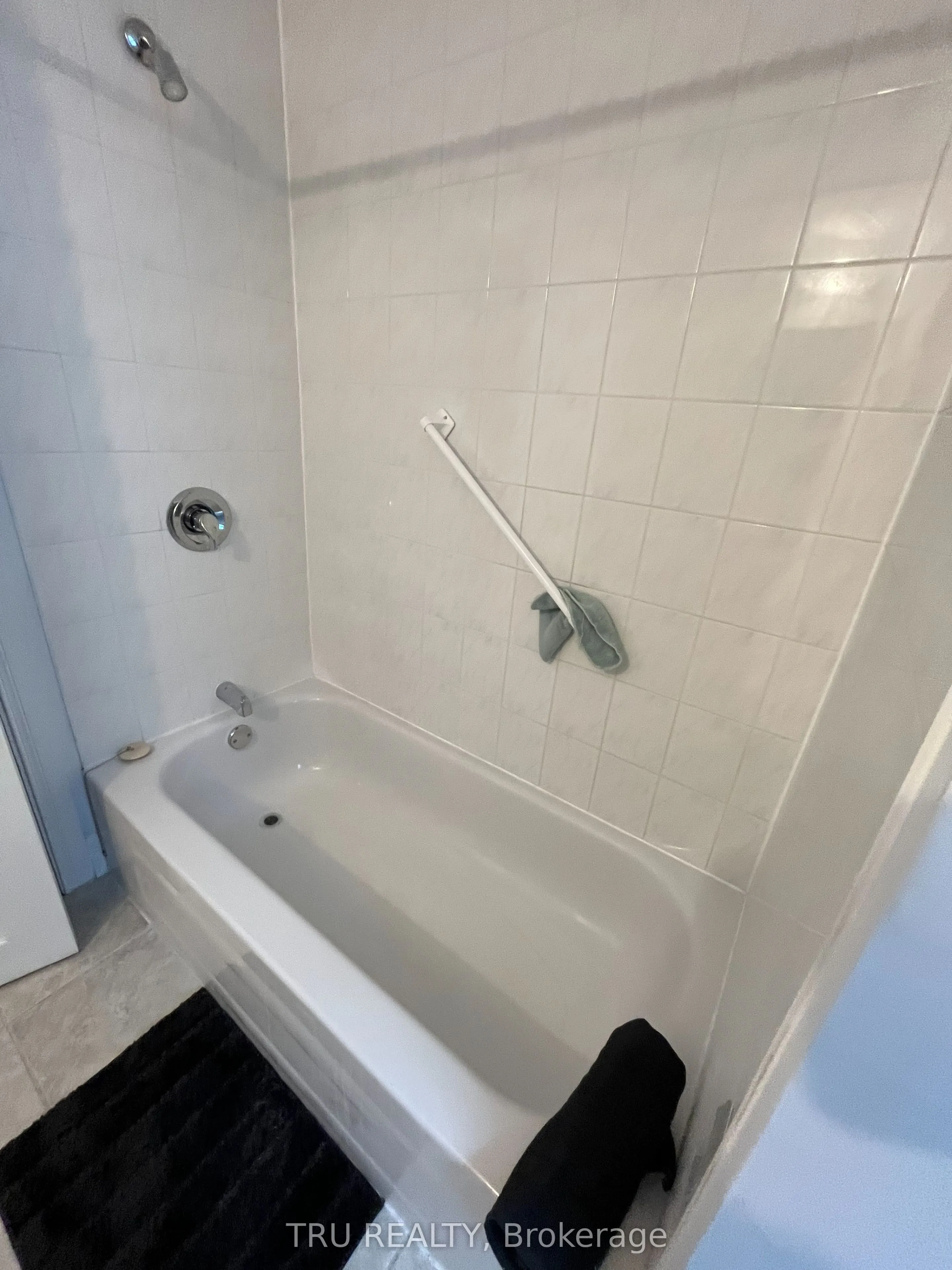 384 Blake Boulevard #3