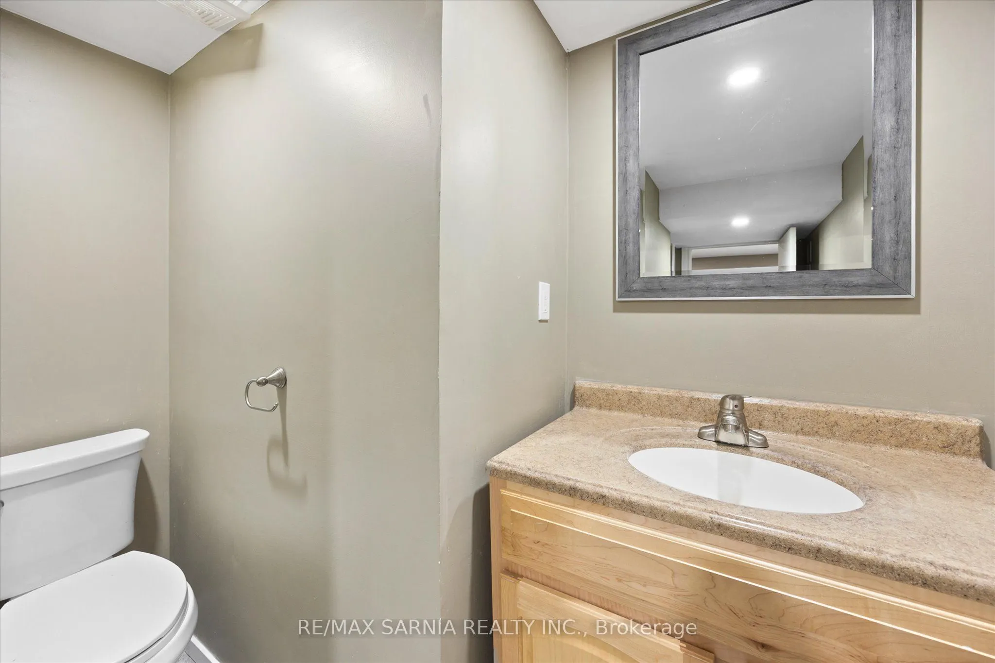 1515 Tourangeau Road