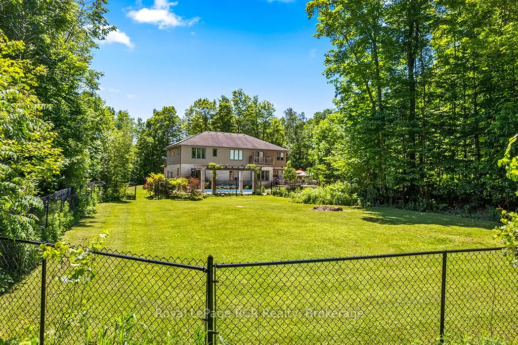 758335 Girl Guide Road