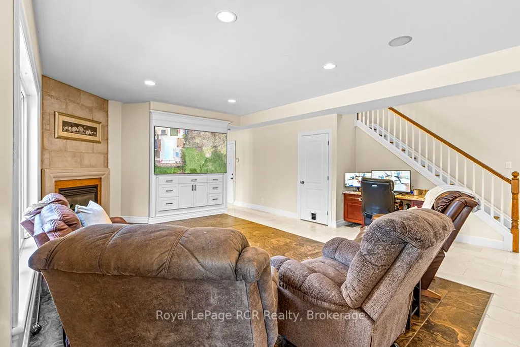 758335 Girl Guide Road