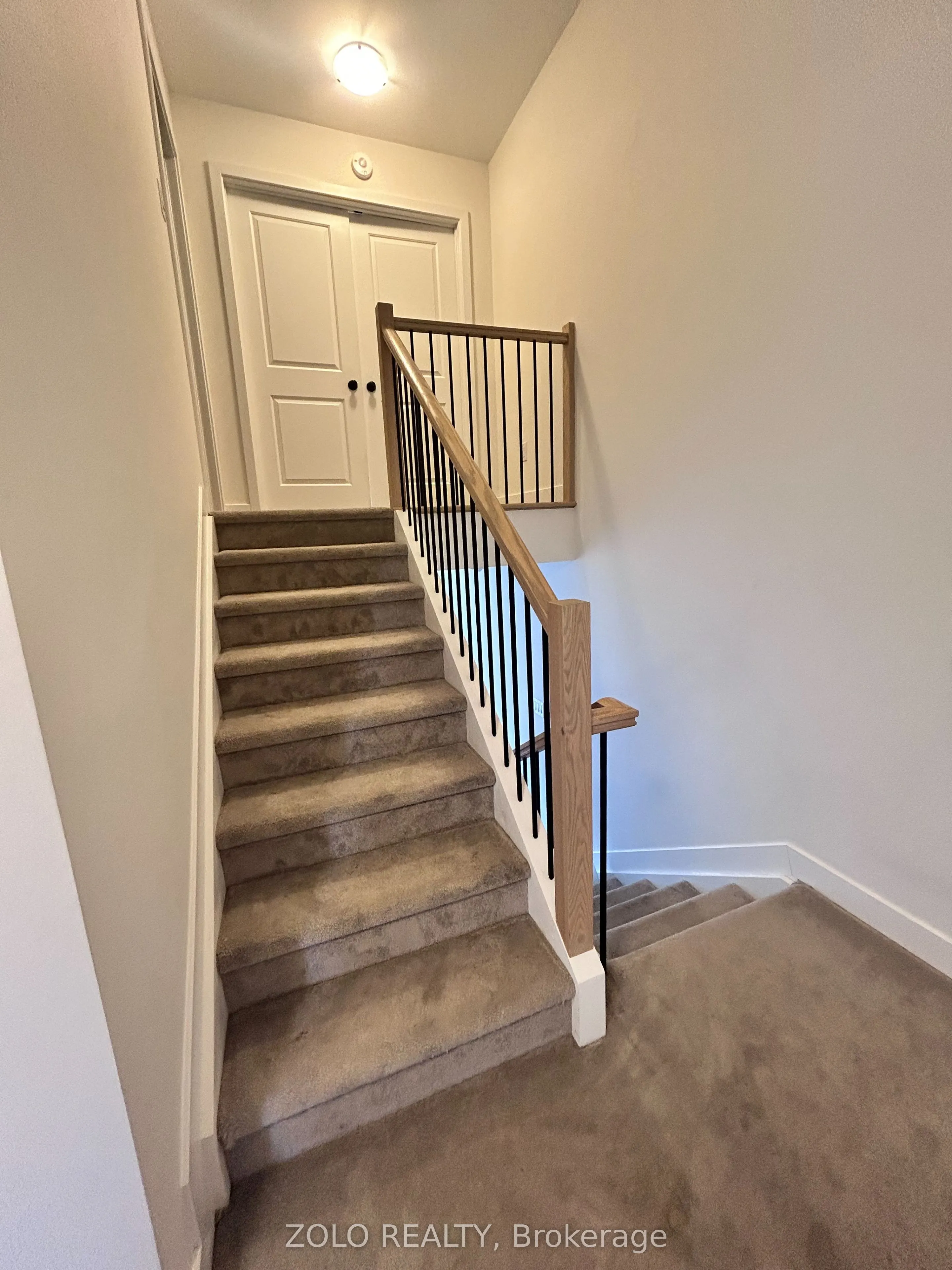 67 Whitcomb Crescent