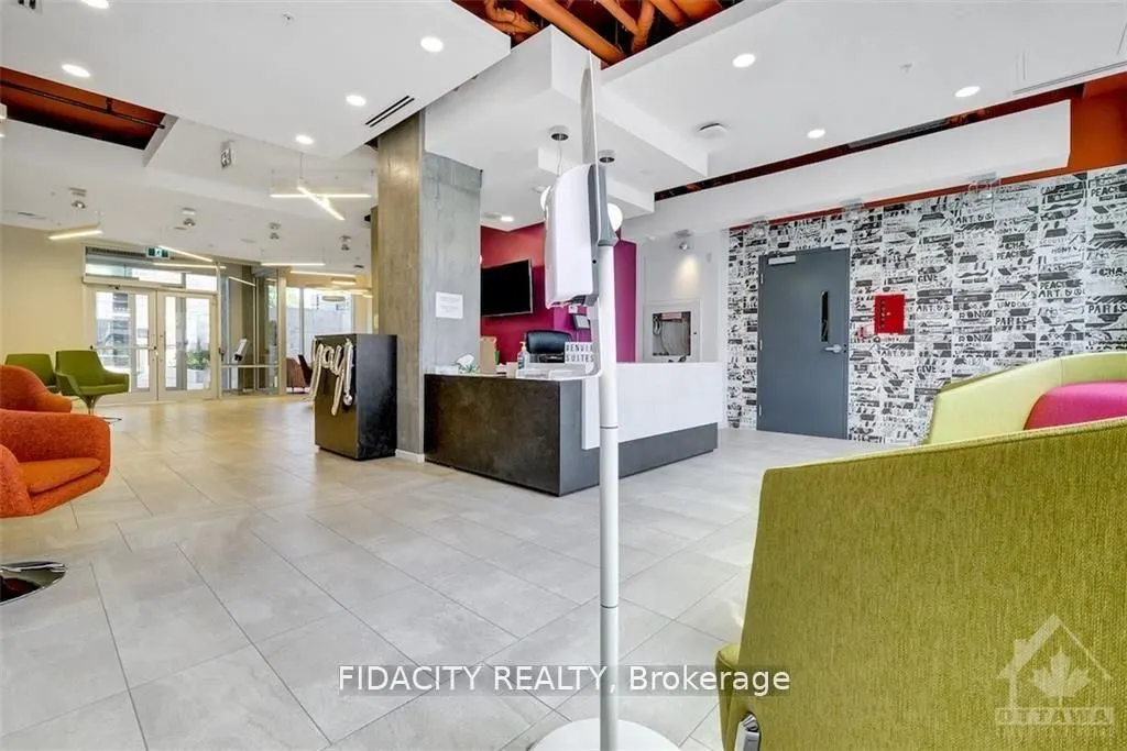 105 Champagne Avenue S #2912