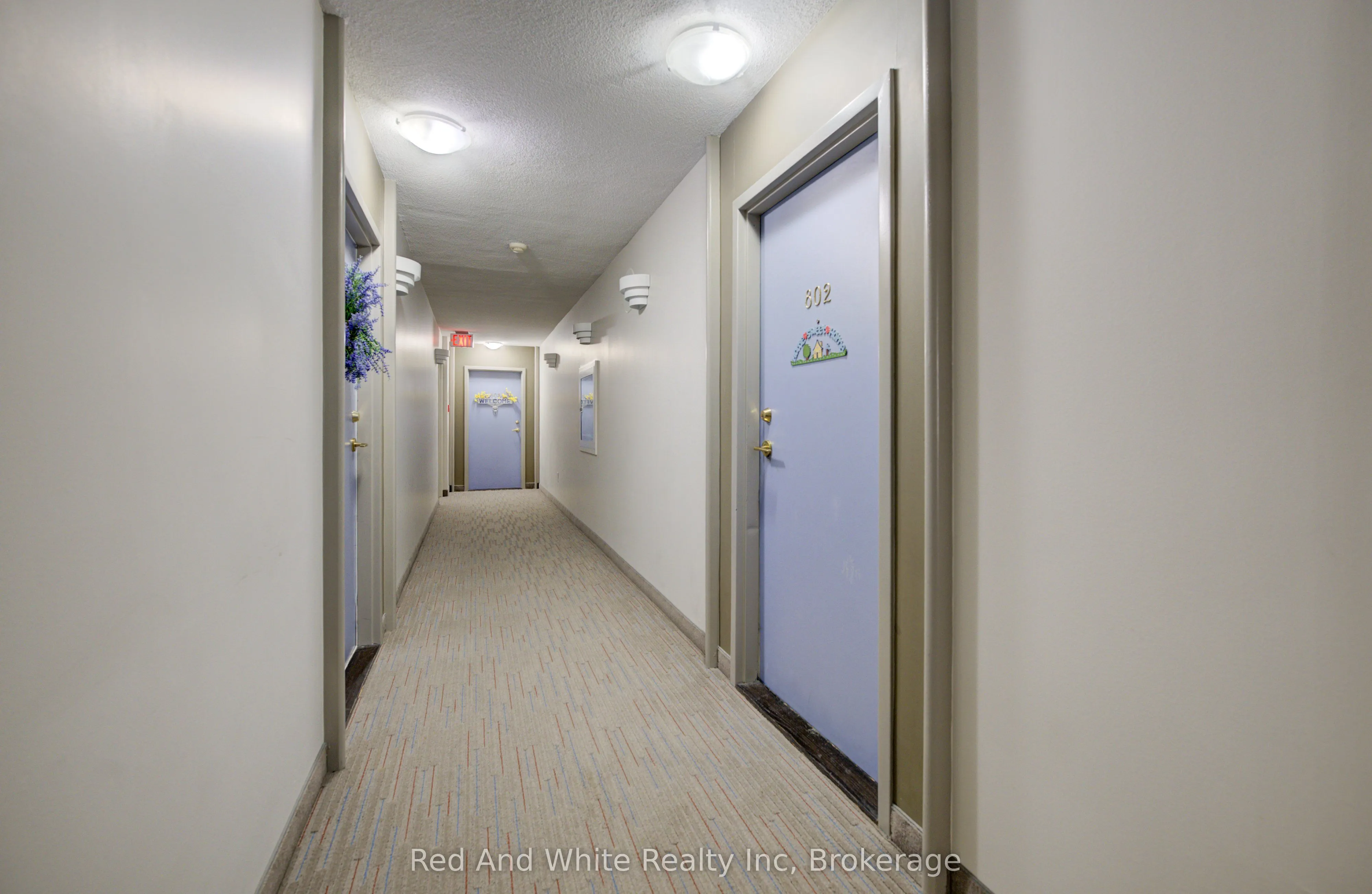 1414 King Street E #802