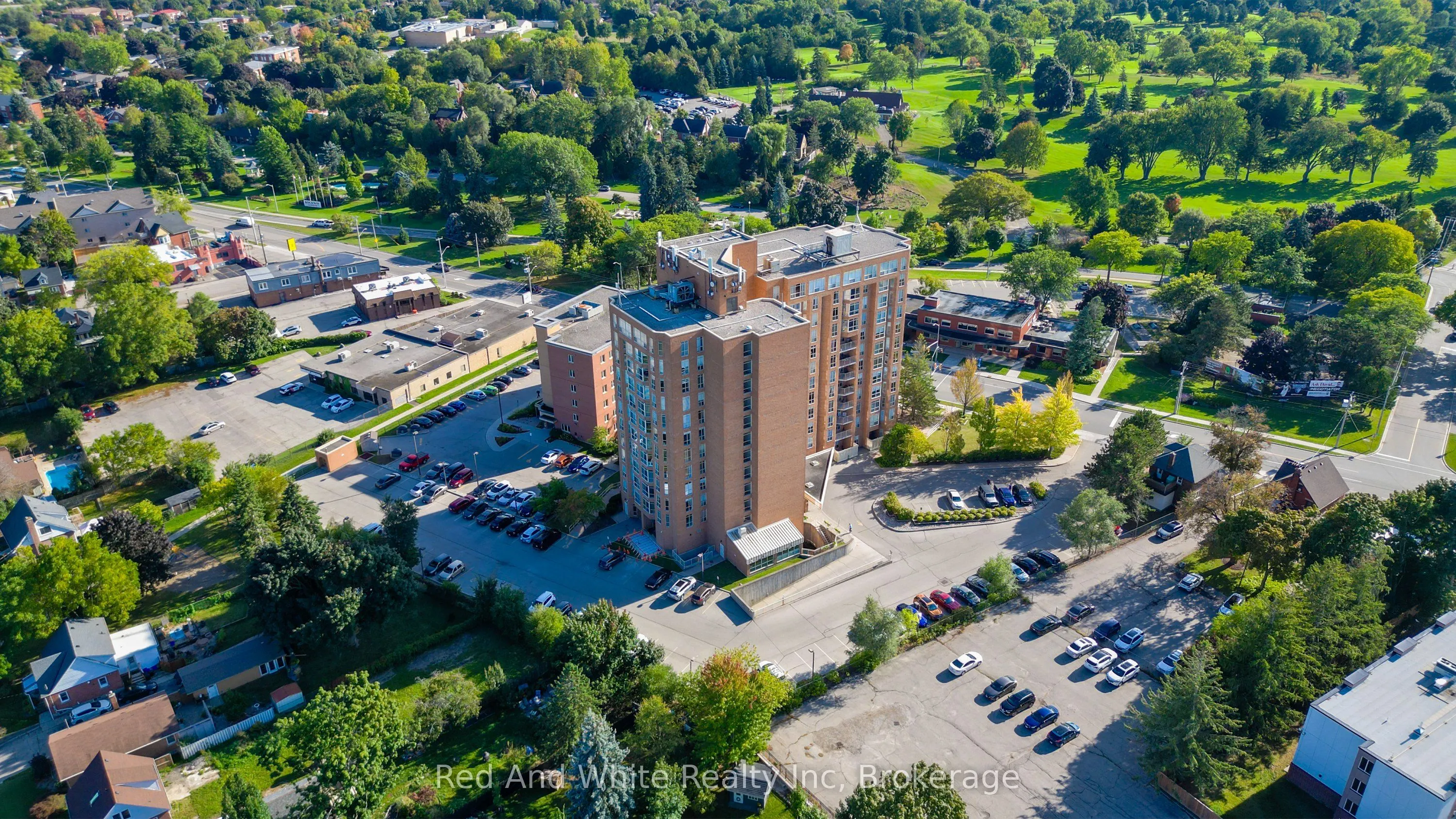 1414 King Street E #802