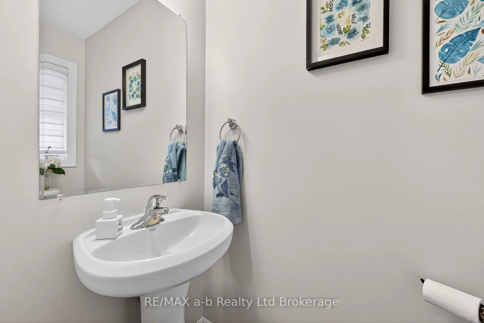 175 INGERSOLL Street N #28