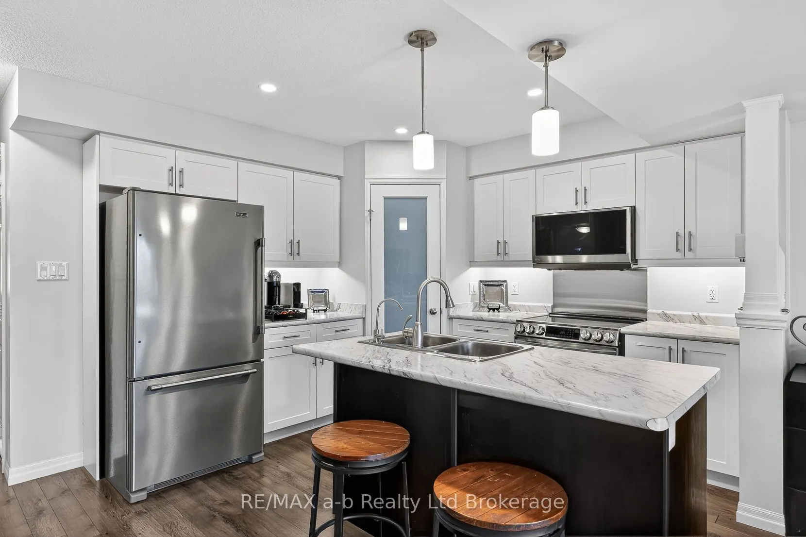 175 INGERSOLL Street N #28