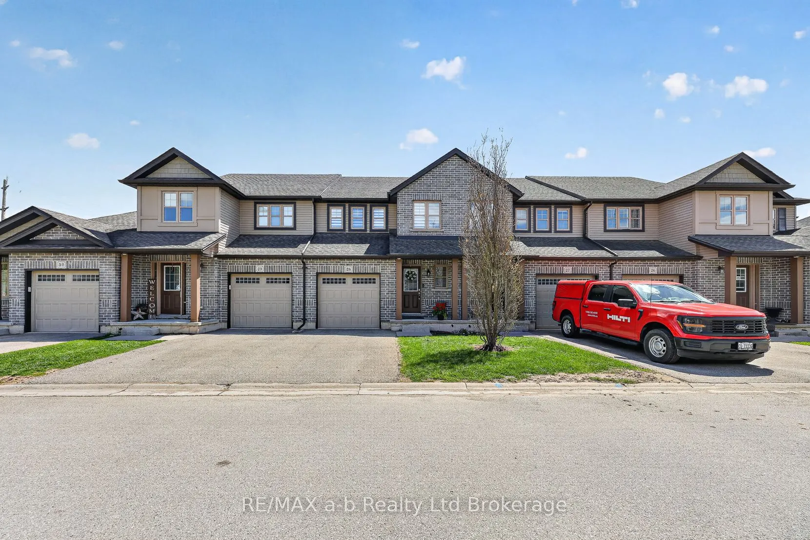 175 INGERSOLL Street N #28