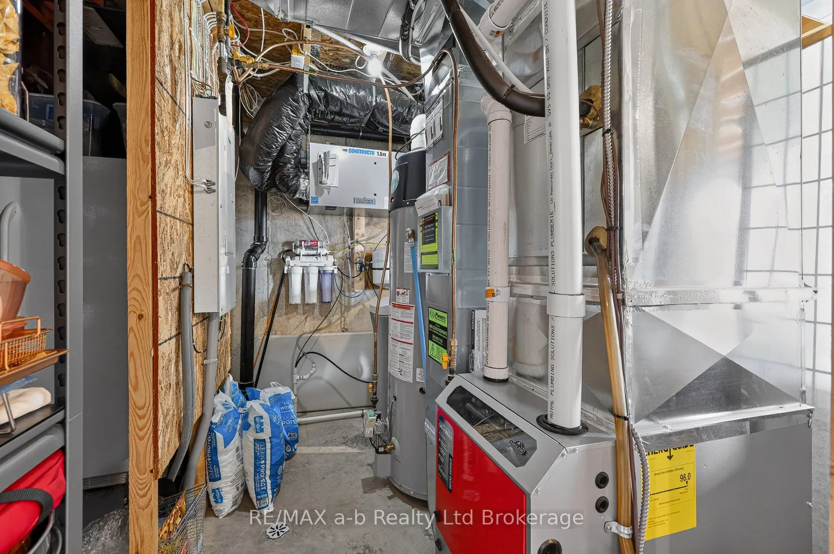 175 INGERSOLL Street N #28