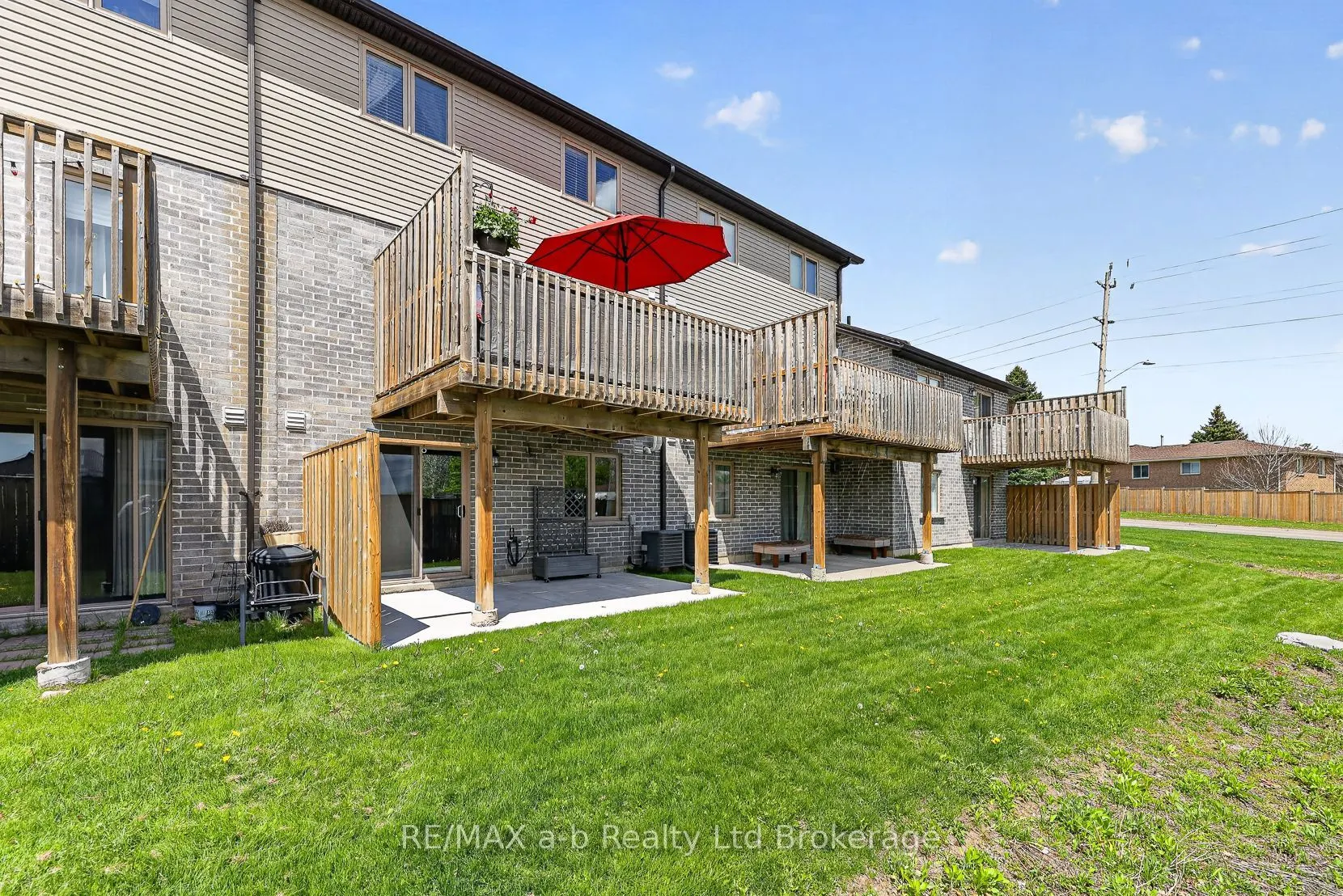 175 INGERSOLL Street N #28