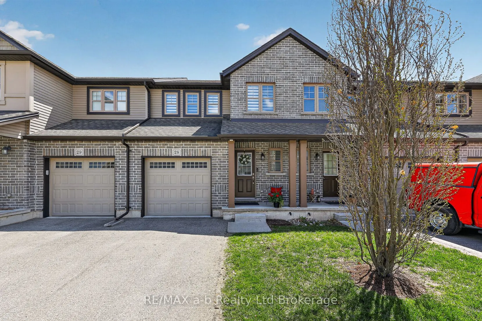 175 INGERSOLL Street N #28
