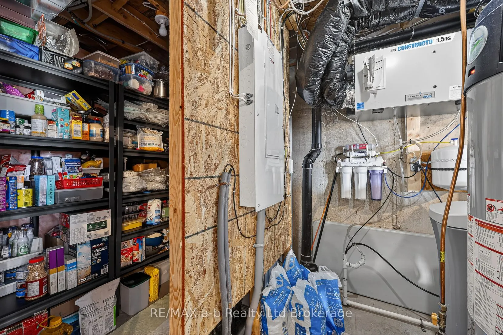 175 INGERSOLL Street N #28