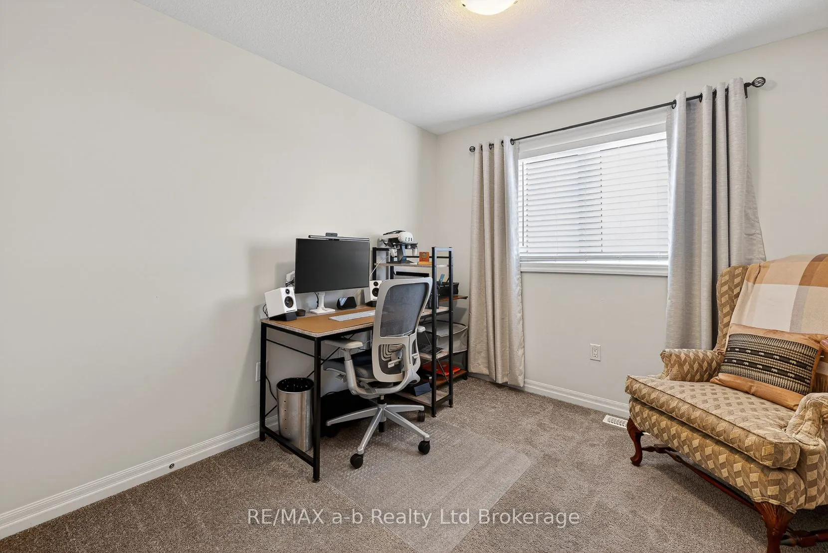 175 INGERSOLL Street N #28