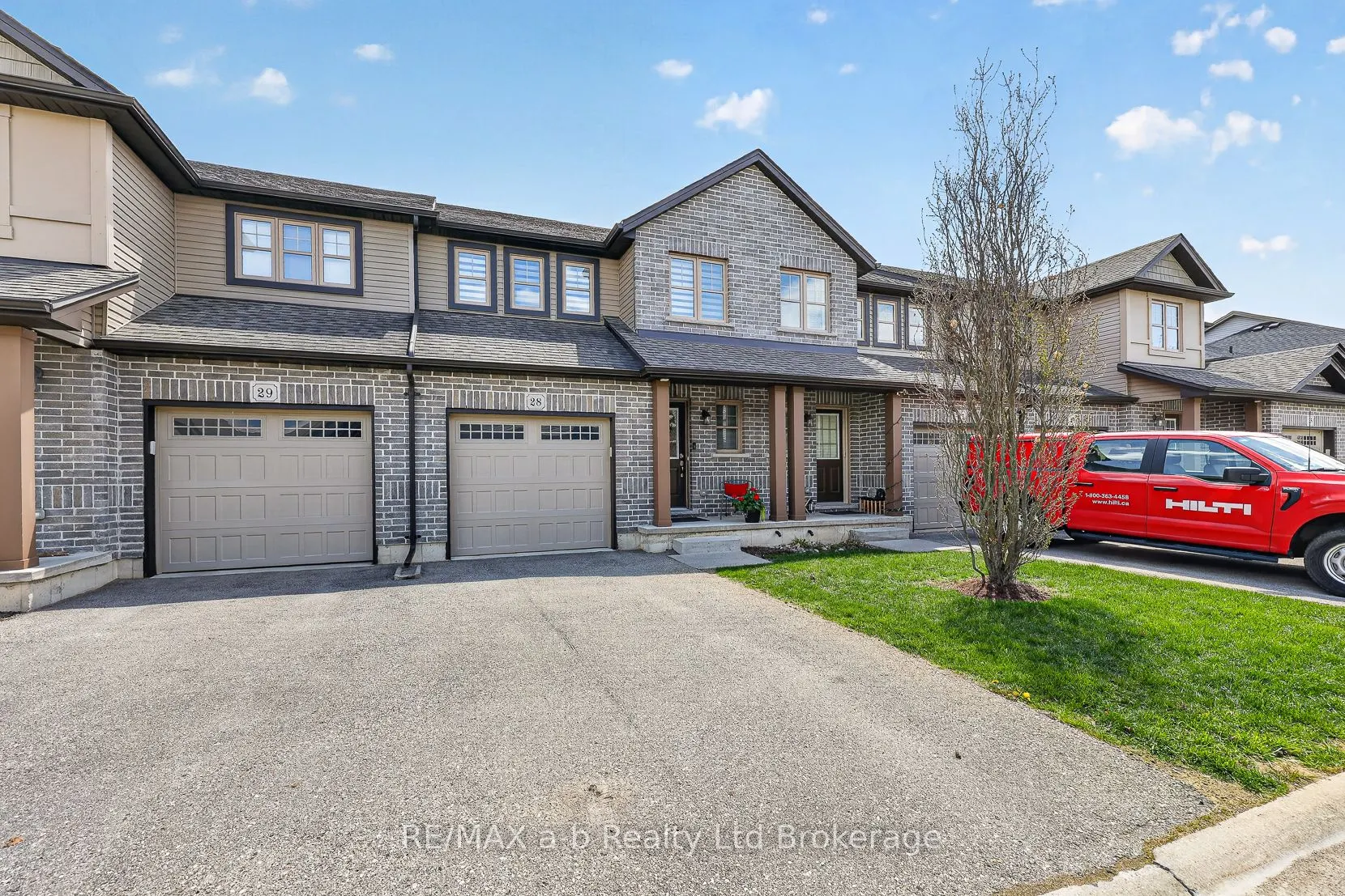 175 INGERSOLL Street N #28