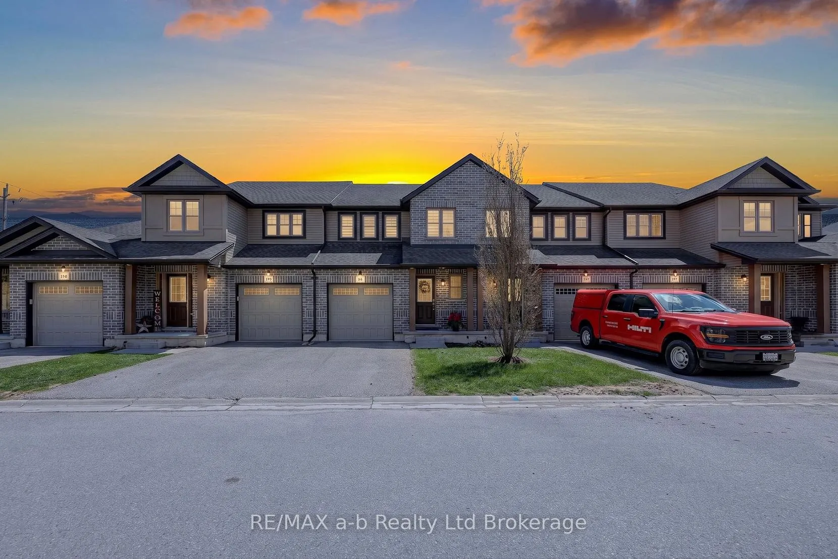 175 INGERSOLL Street N #28