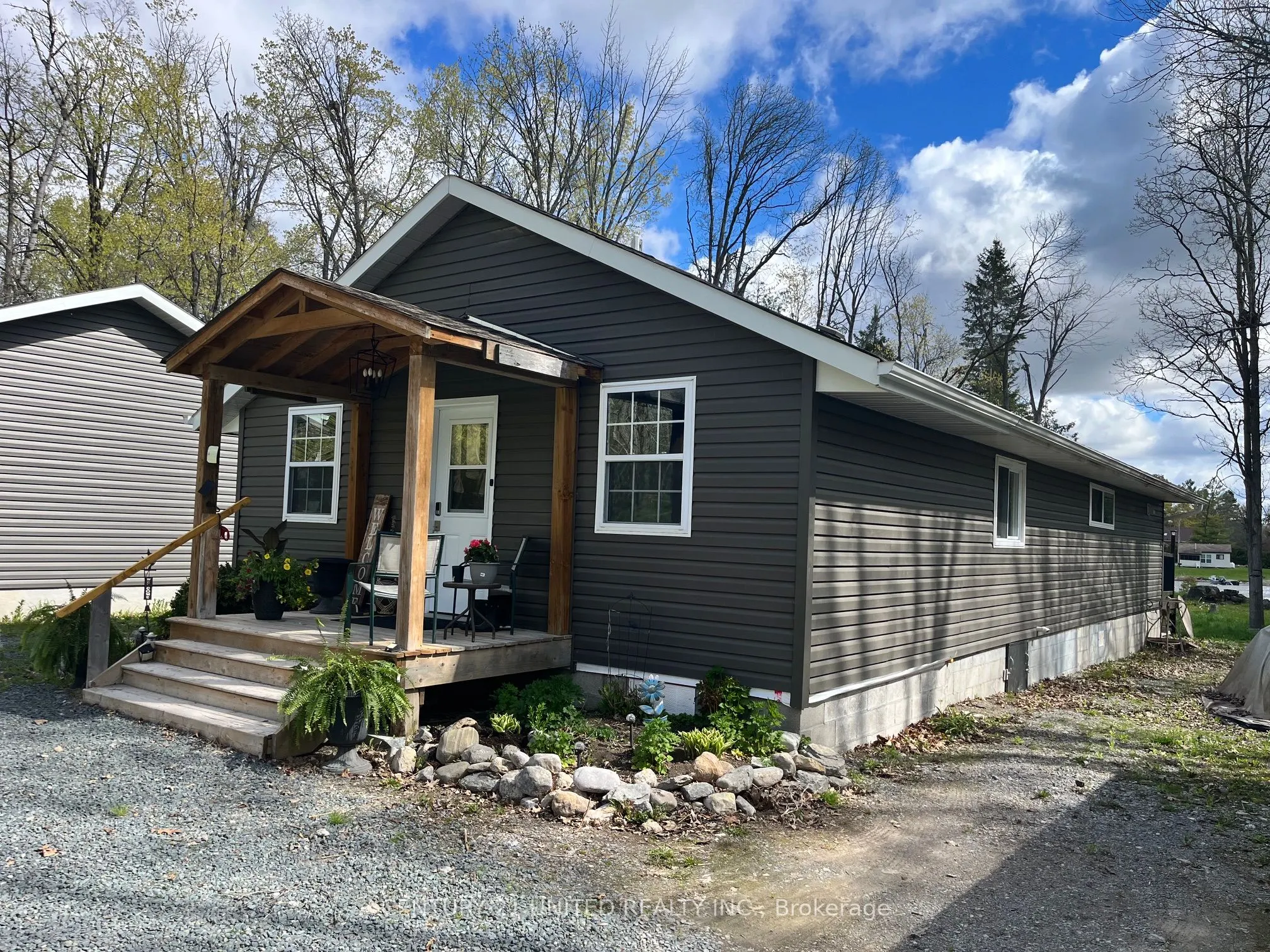 472 Canal Road