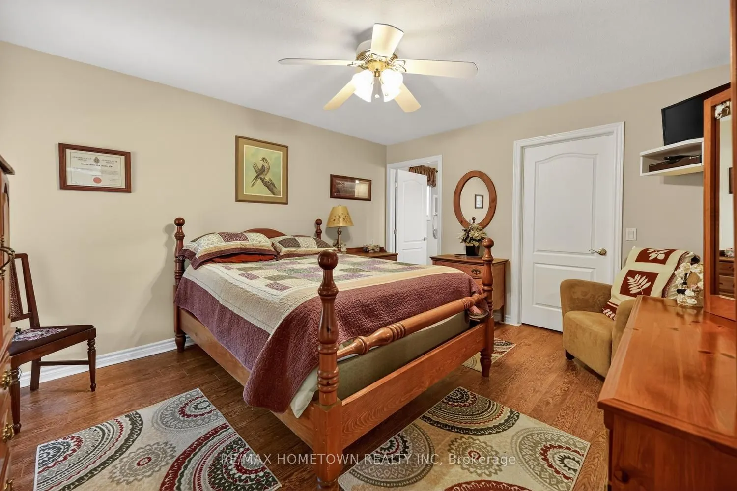 24 Regency Place