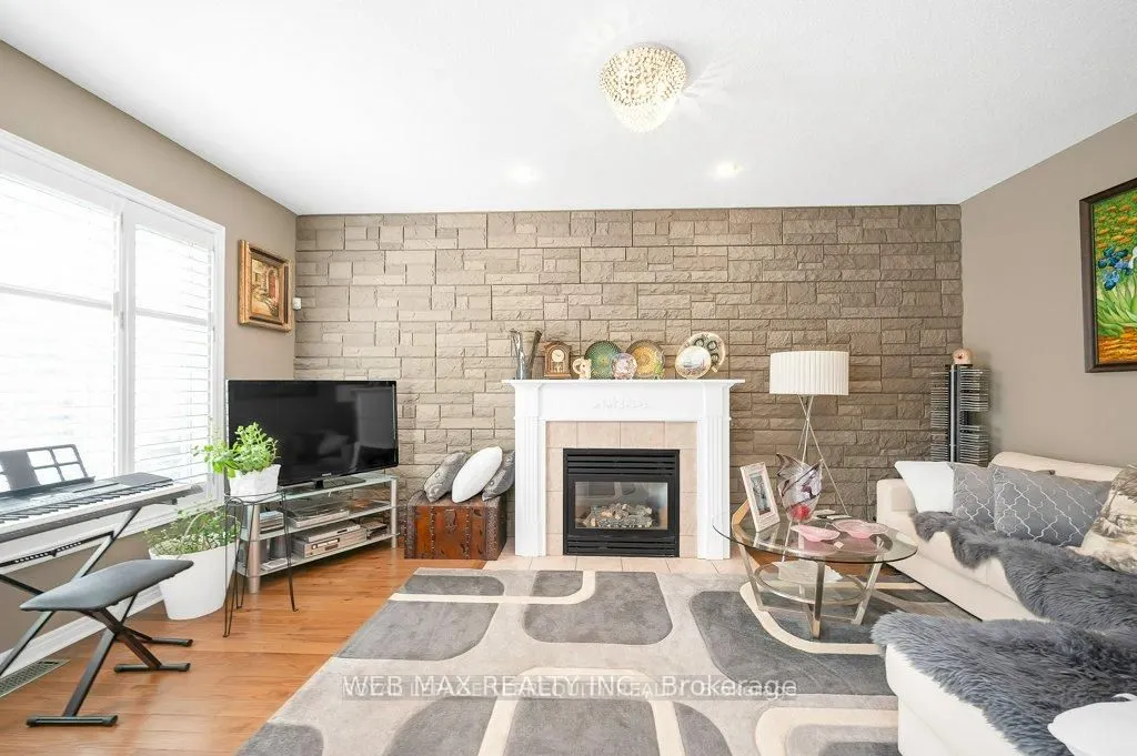 15 Armour Crescent