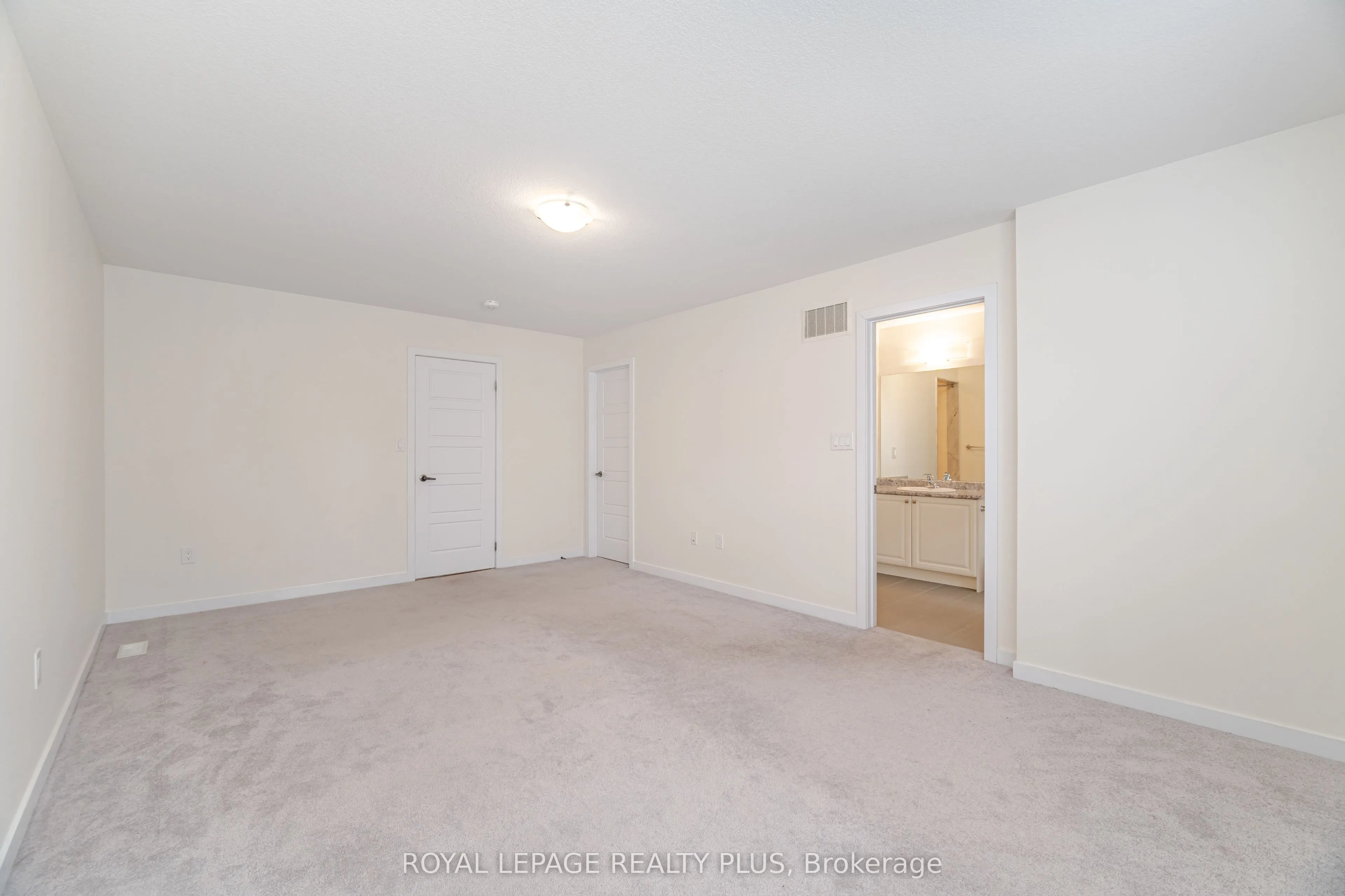 12 Pagebrook Crescent