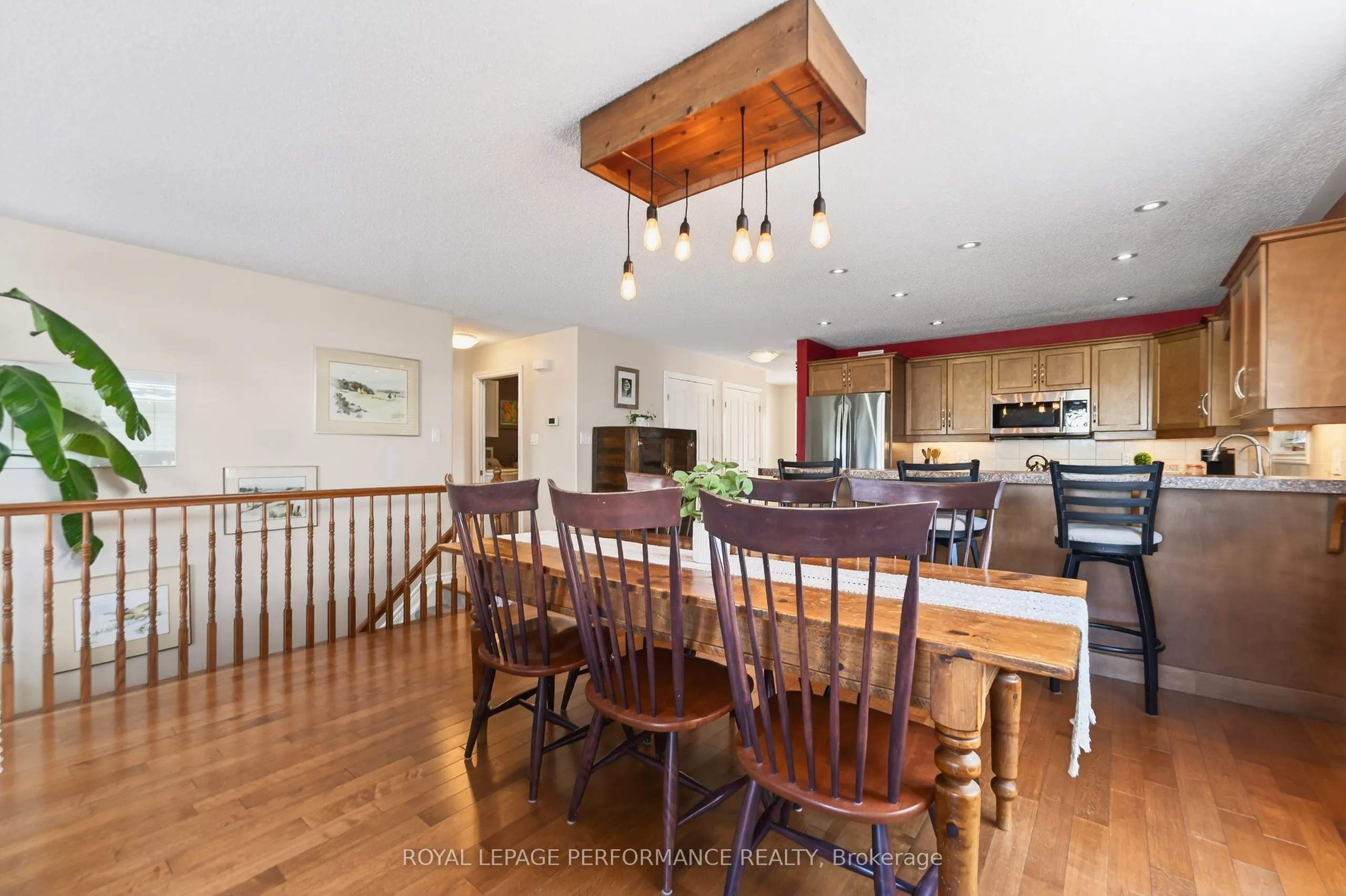 639 Robert Hill Street