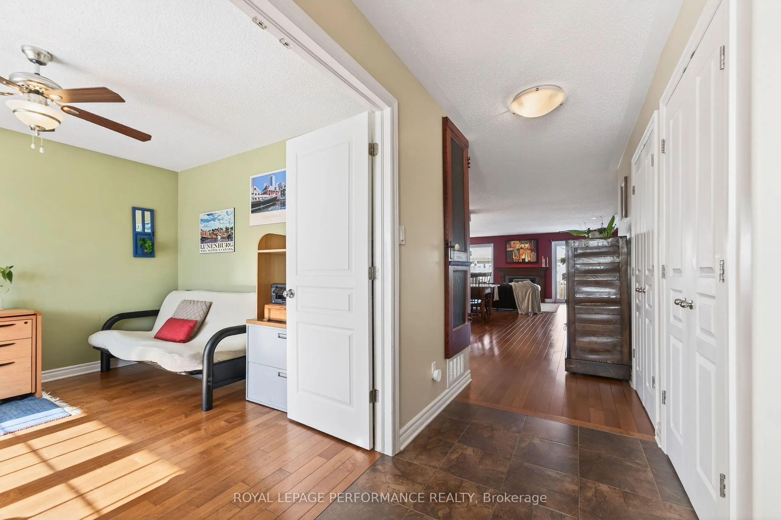 639 Robert Hill Street