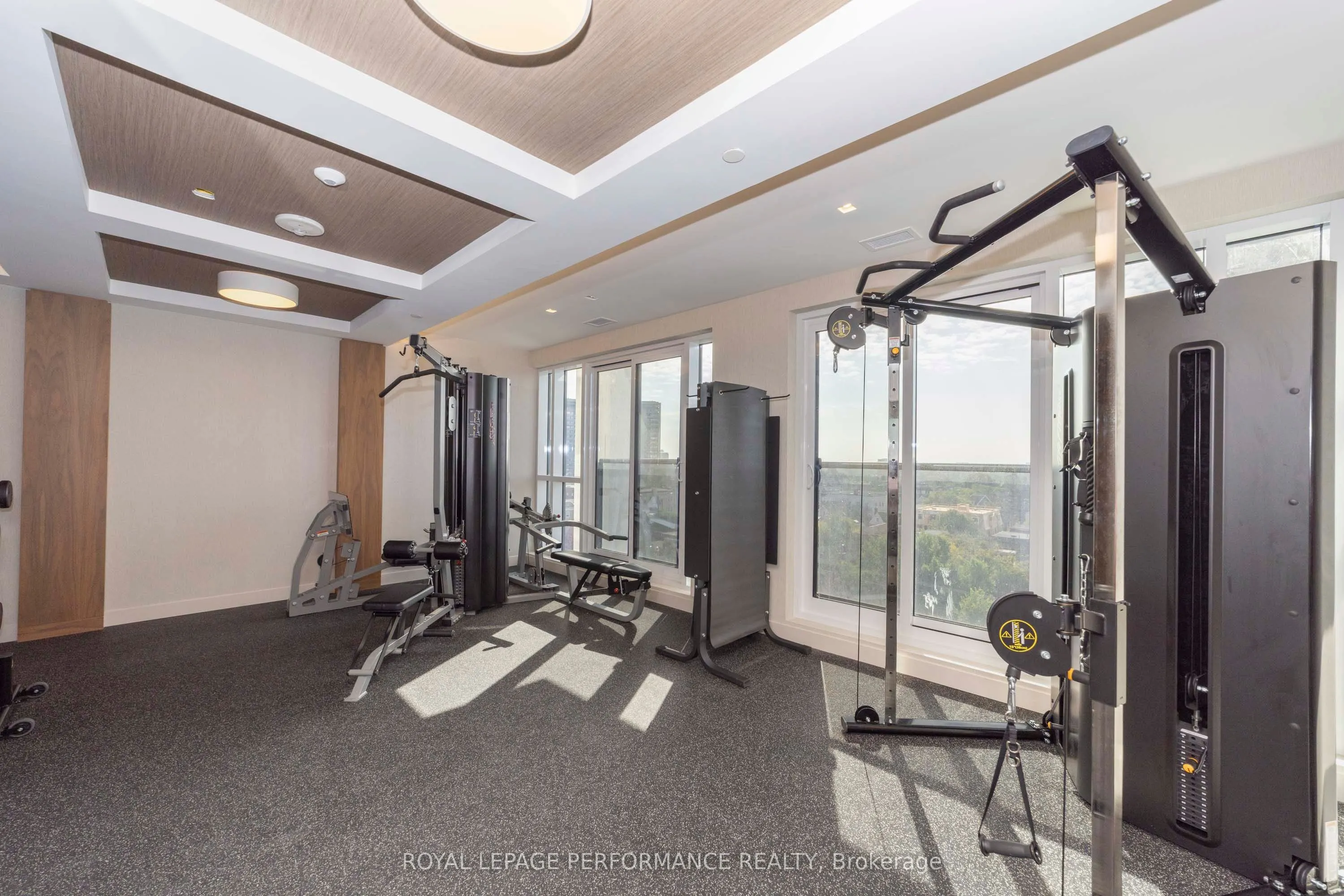560 Rideau Street #517
