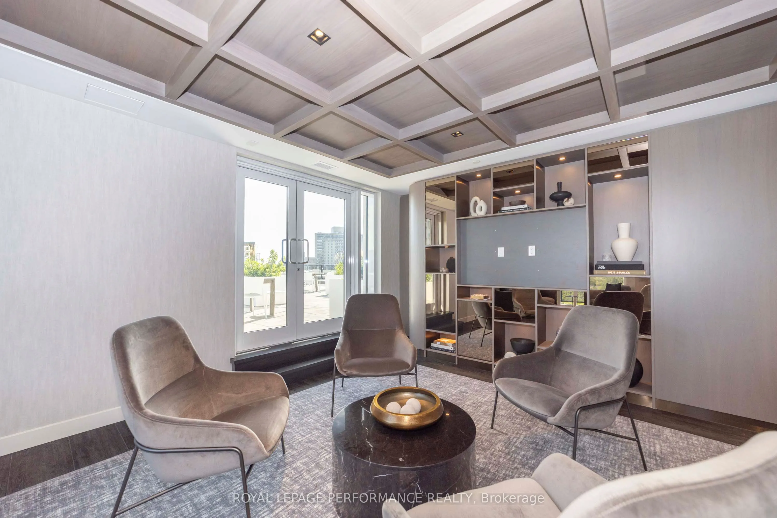 560 Rideau Street #517