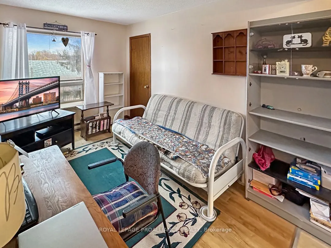91 St. Lawrence Street E