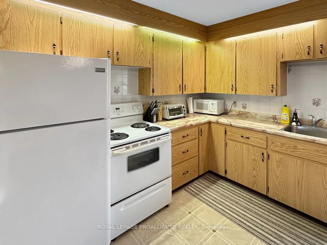91 St. Lawrence Street E