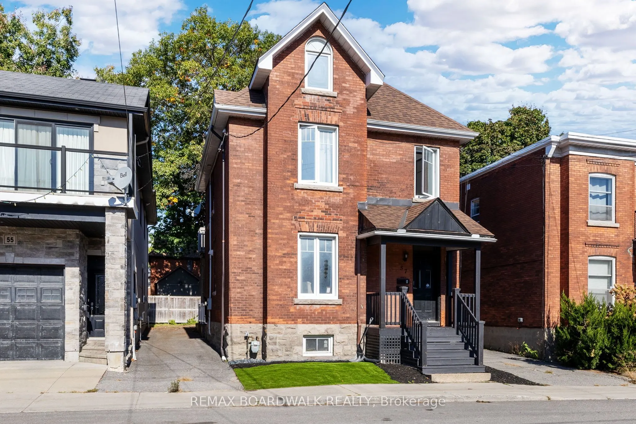 57 LEES Avenue
