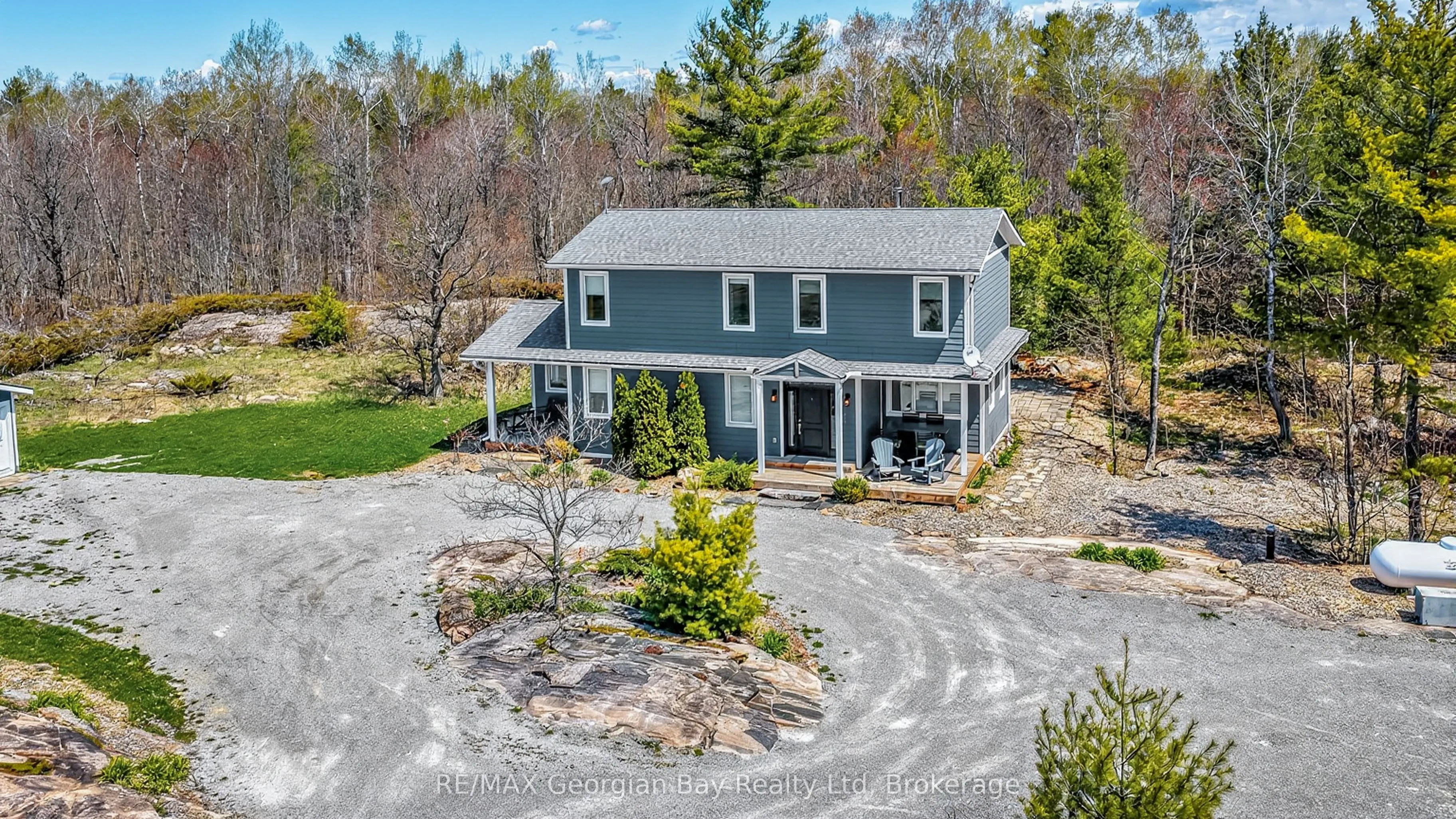 1432 HONEY HARBOUR Road